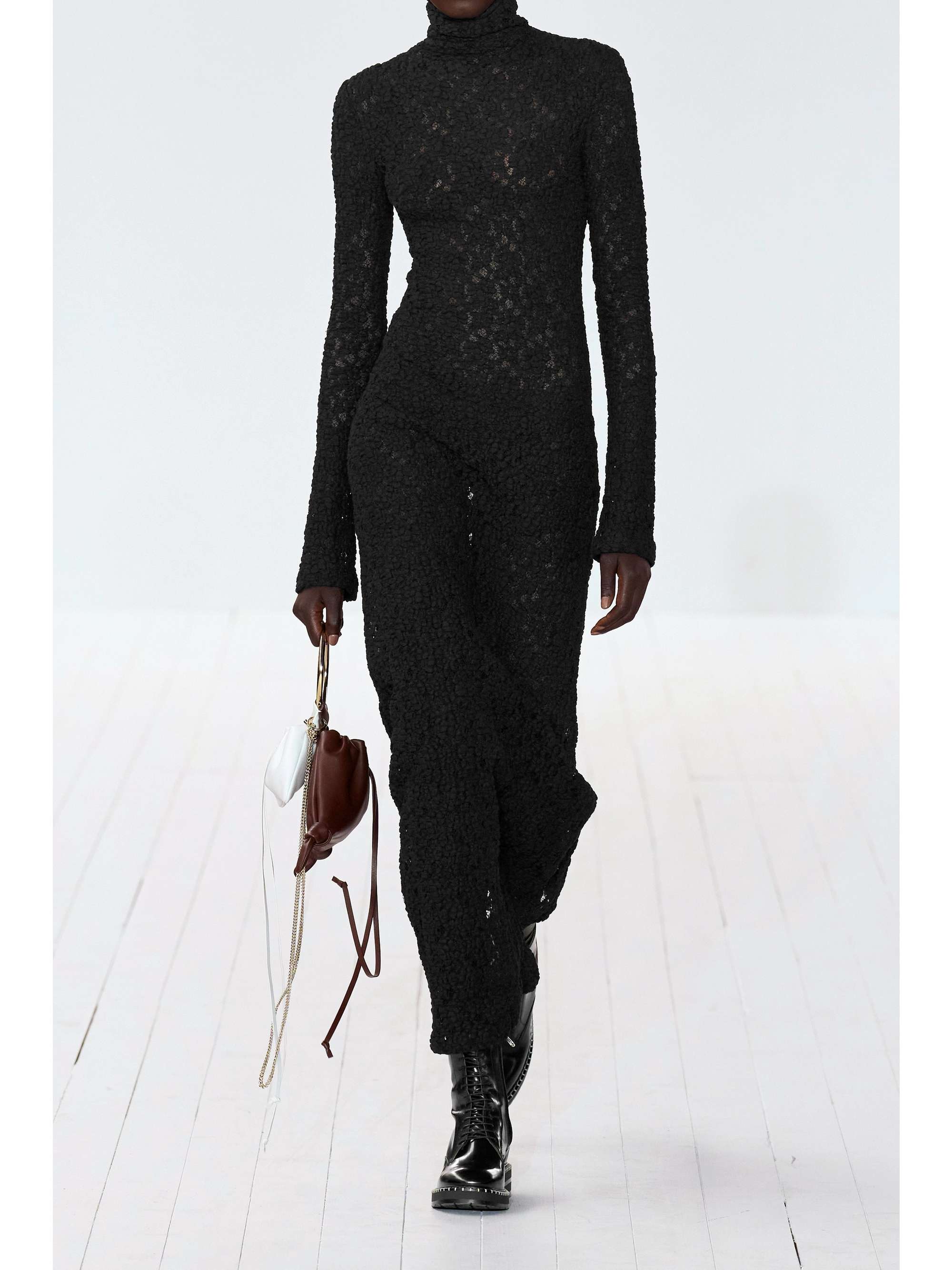 CHLOÉ 
