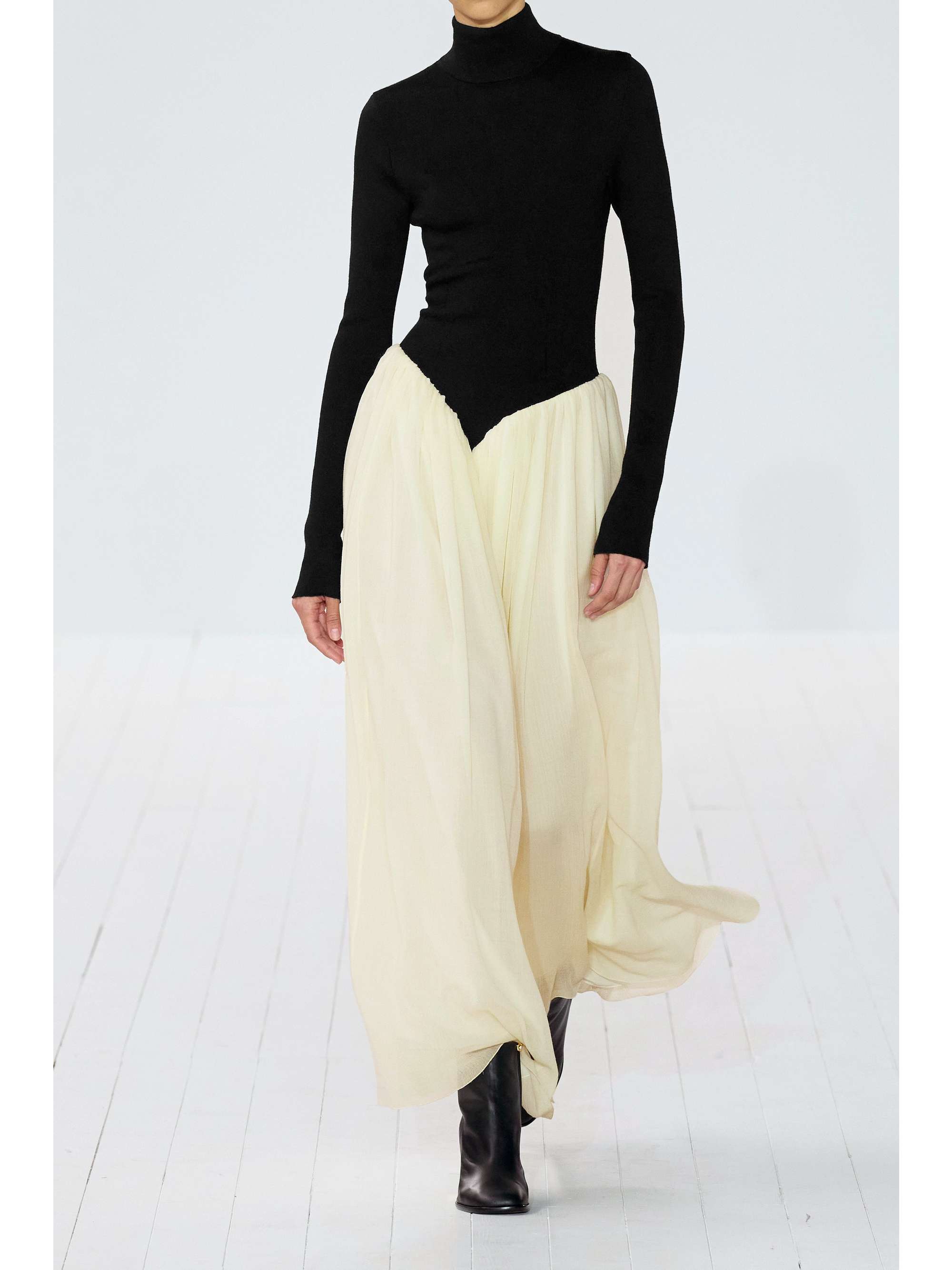 CHLOÉ 