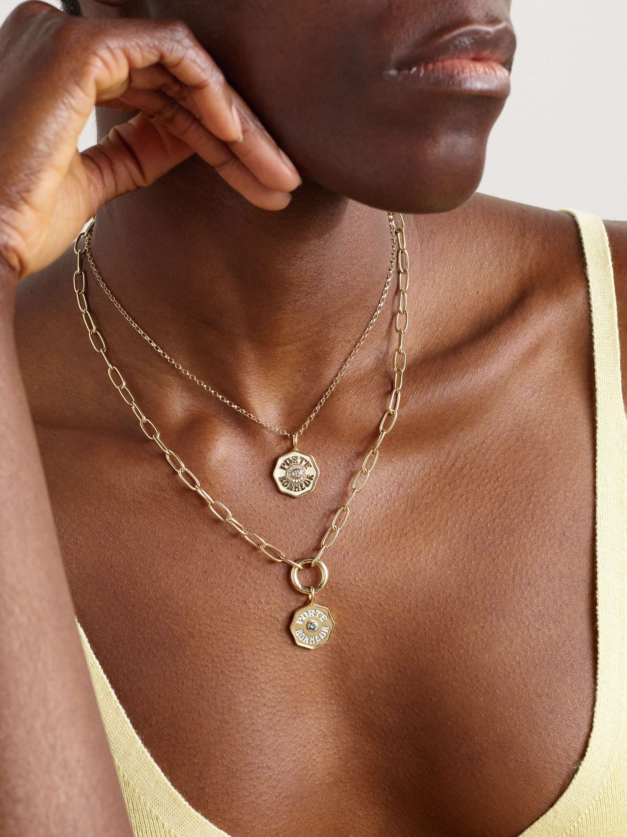 MARLO LAZ Mini Porte Bonheur Coin 14K 黄金、搪瓷、海蓝宝石项链