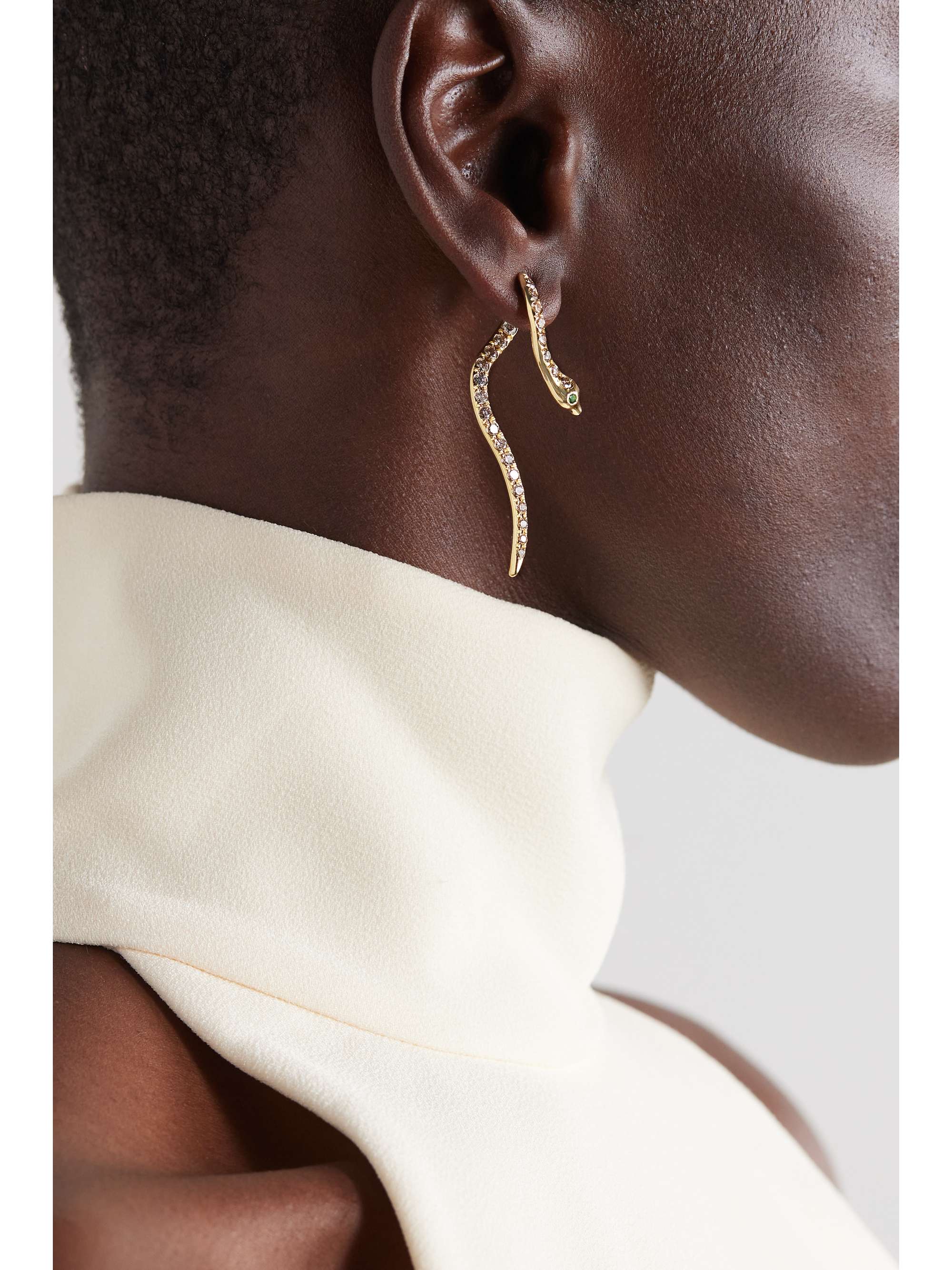 ILEANA MAKRI Boa 18-karat gold earrings