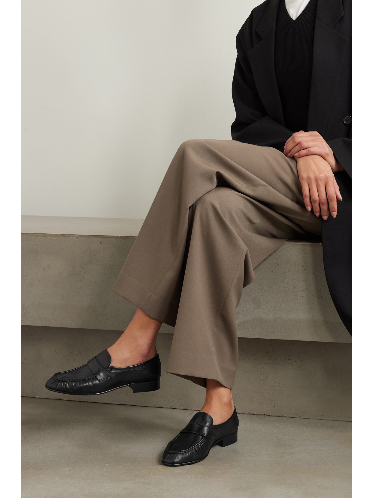 The Row Leather Loafers In Black