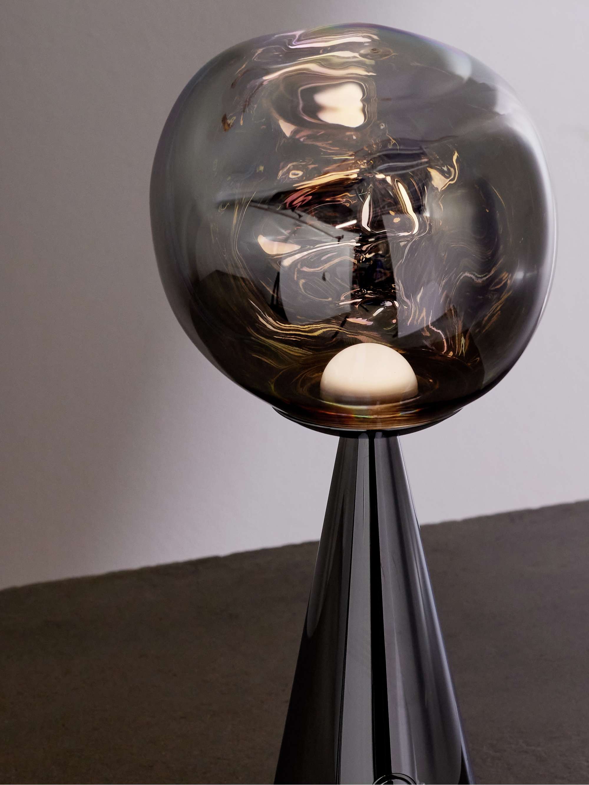TOM DIXON 