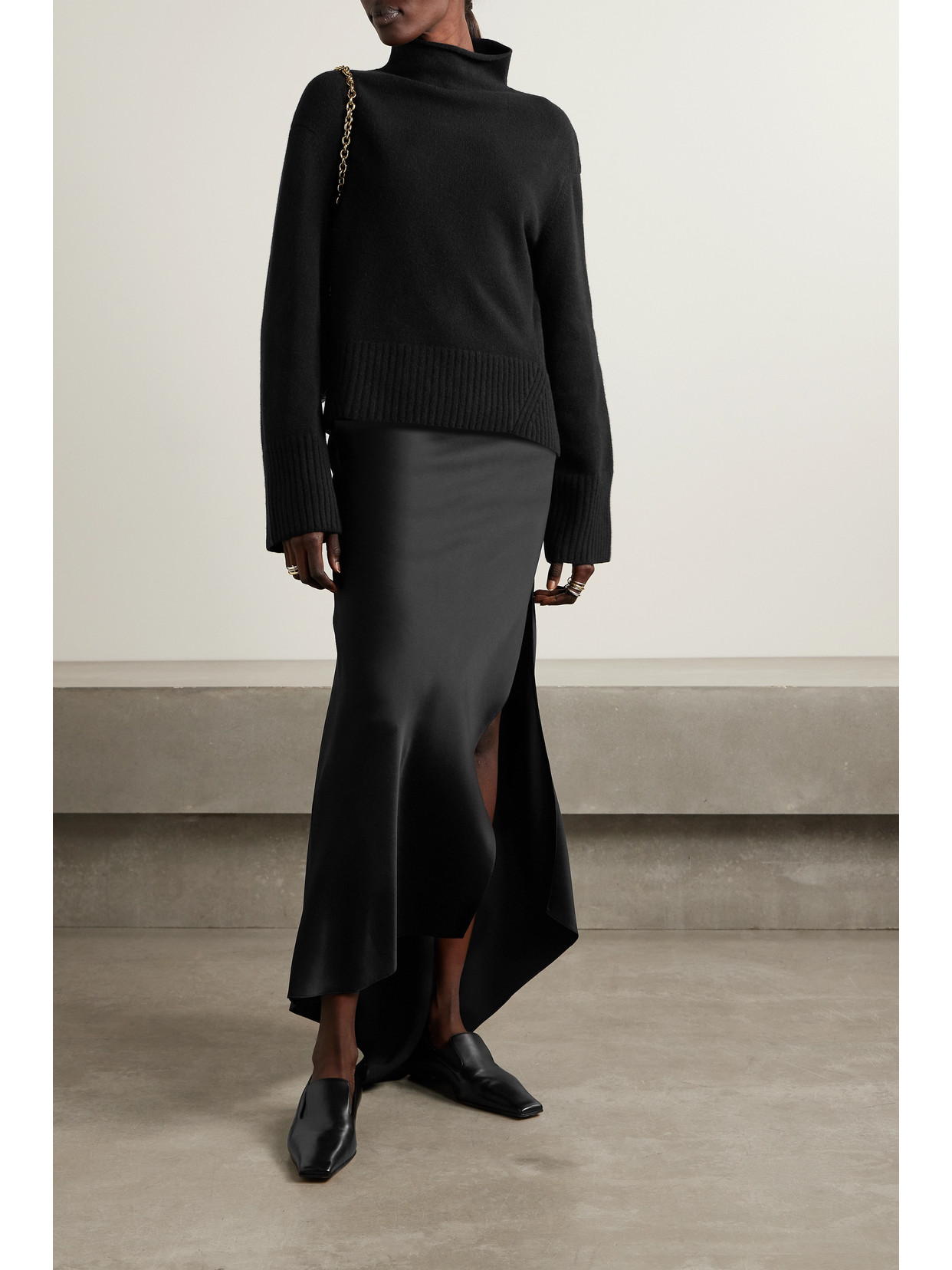 Fforme Julie Wool-blend Sweater In Black