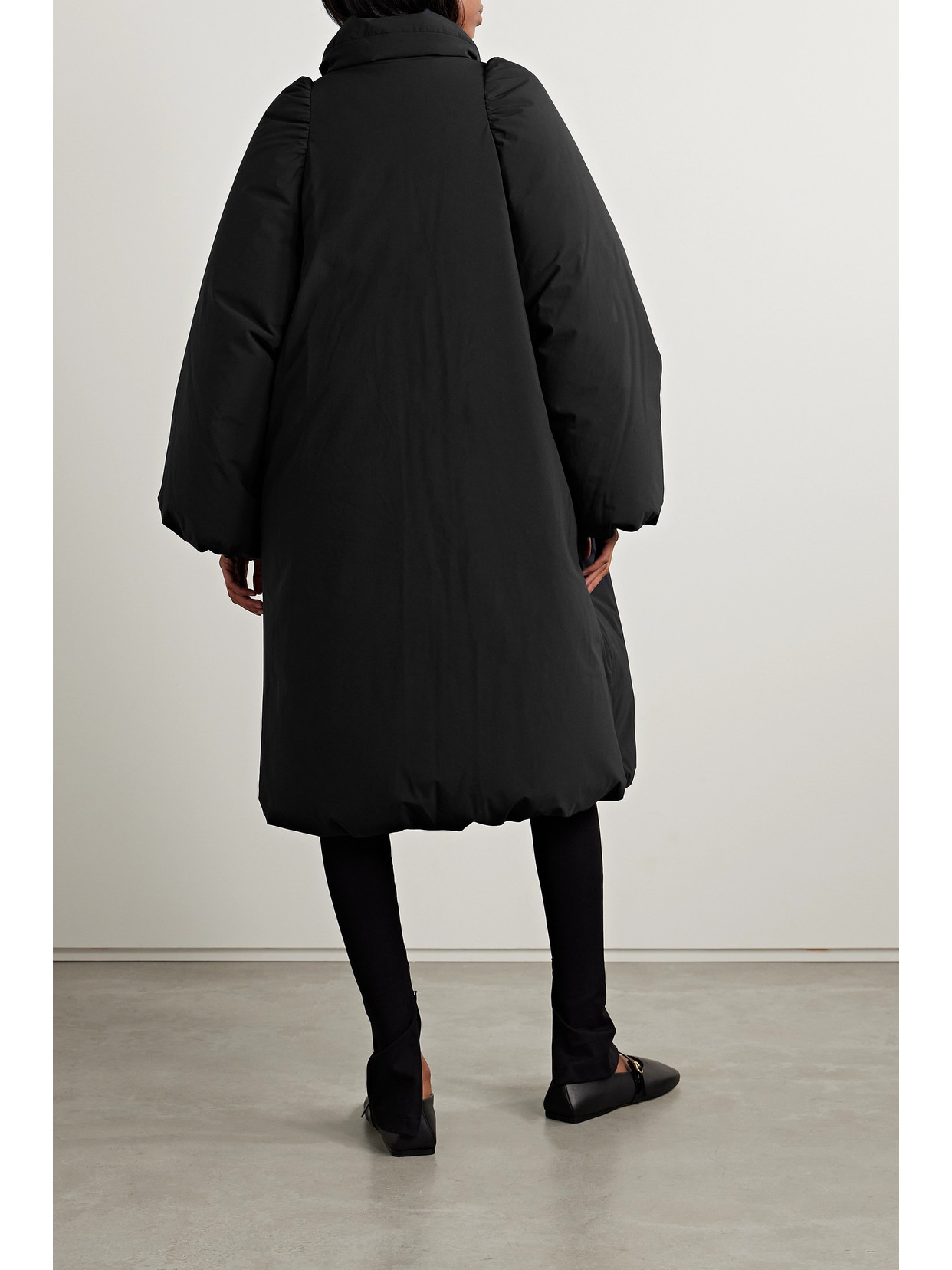 Fforme Sage Padded Shell Down Coat In Black