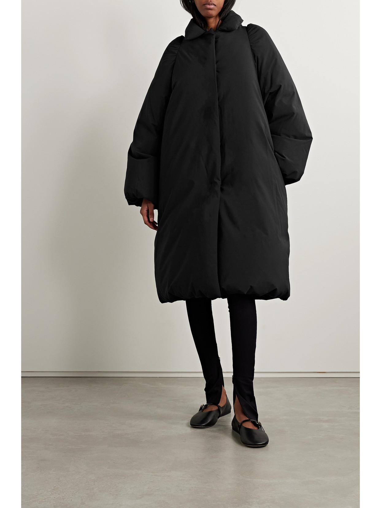 Fforme Sage Padded Shell Down Coat In Black
