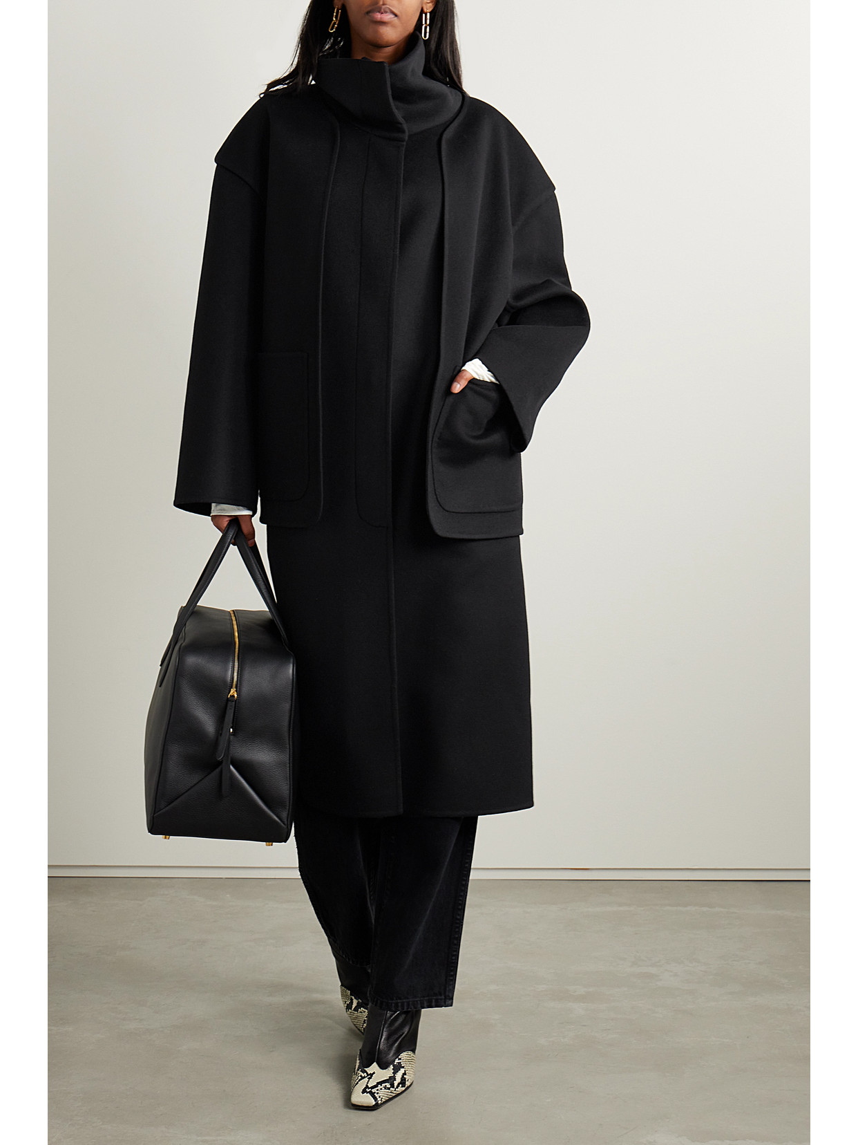 Fforme Wei Layered Wool Coat In Black