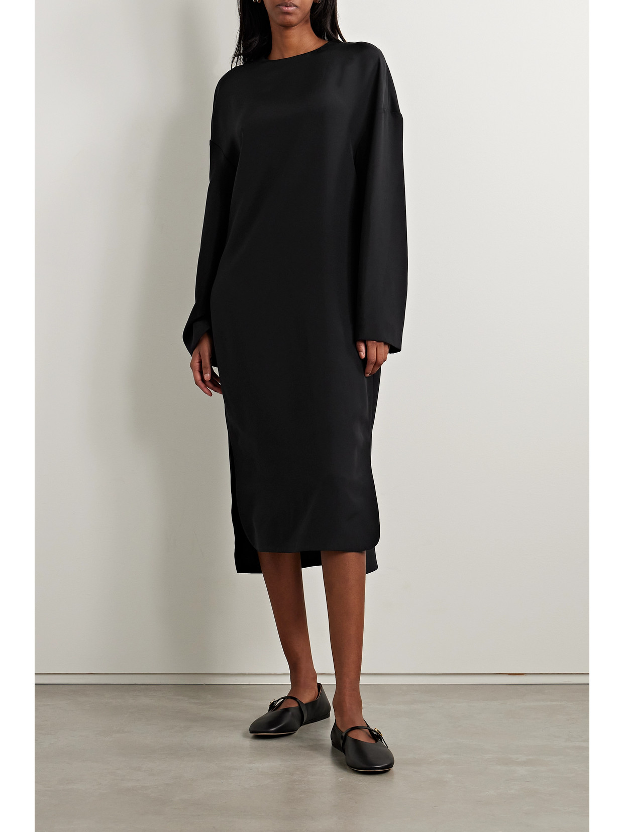 Fforme Sadie Silk-crepe Midi Dress In Black