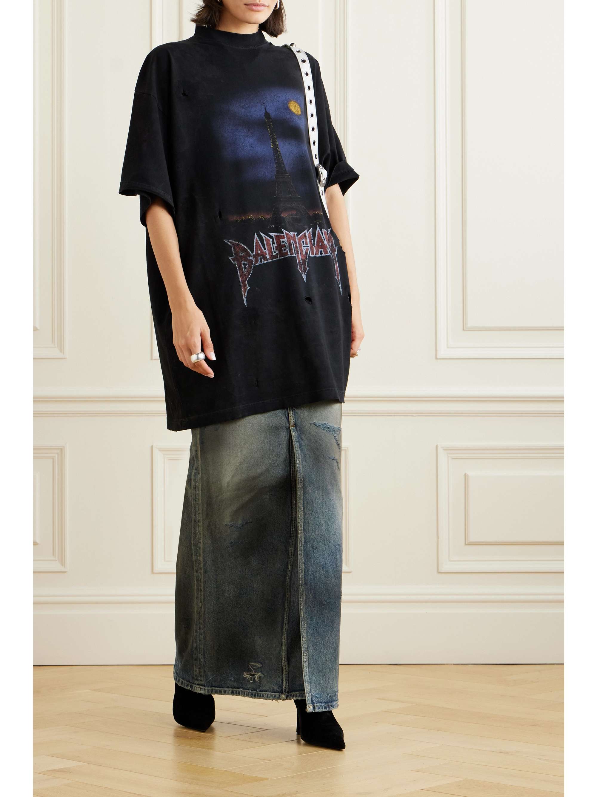 Balenciaga - Oversized Distressed Logo-Print Cotton-Jersey T-Shirt - Black  Balenciaga