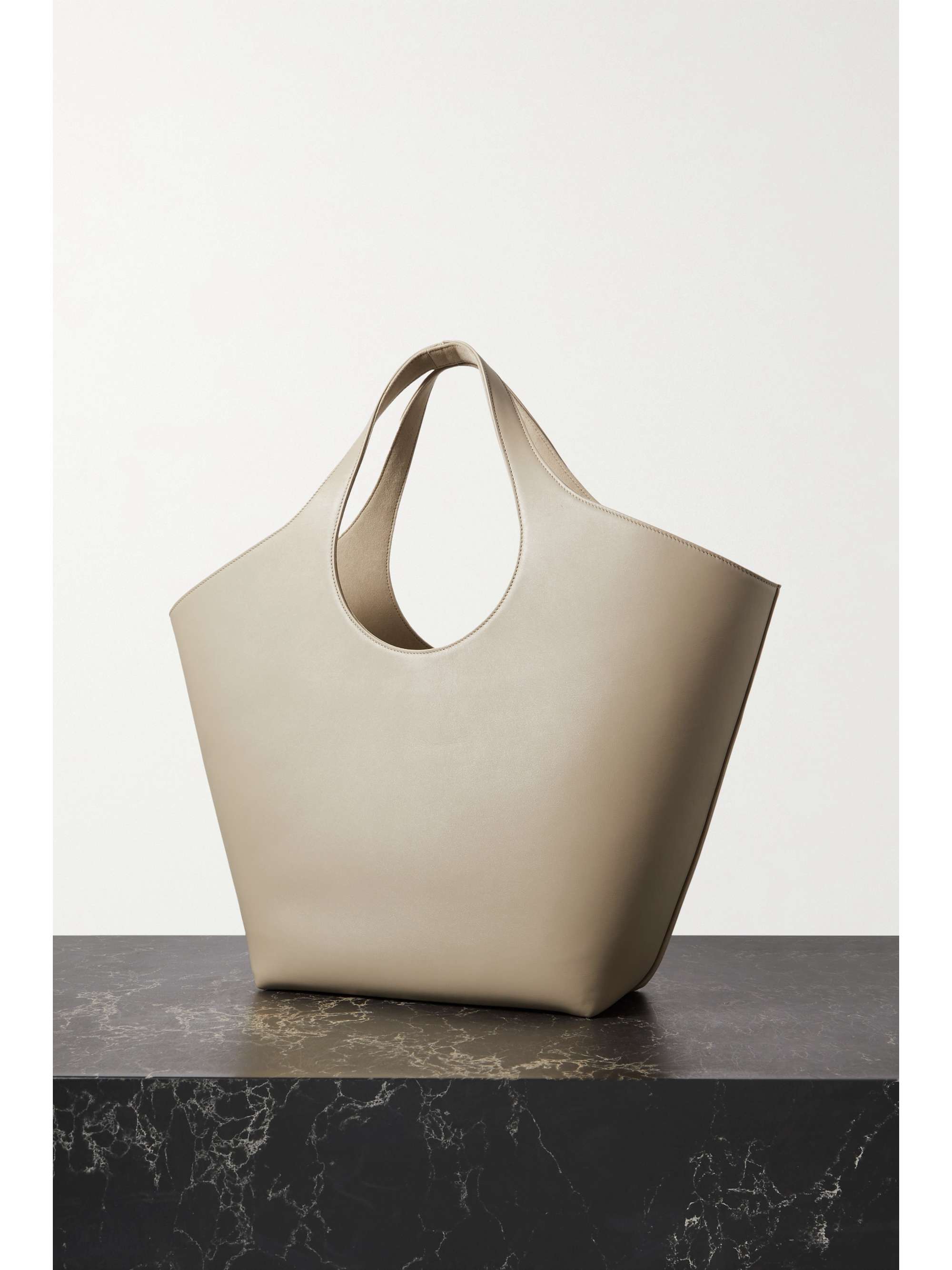 Mary Kate Medium Leather Tote Bag in Beige - Balenciaga