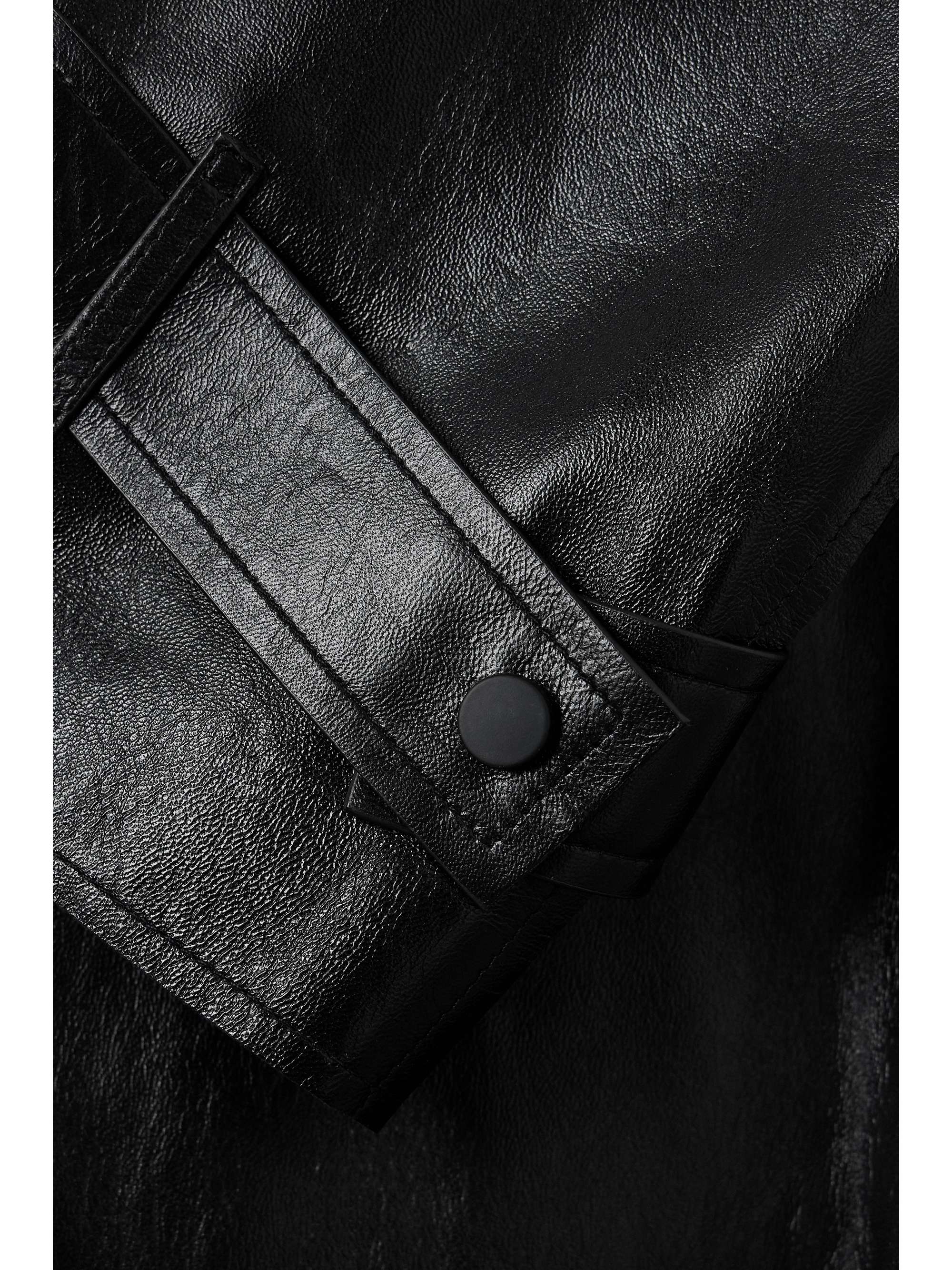 MACKAGE 