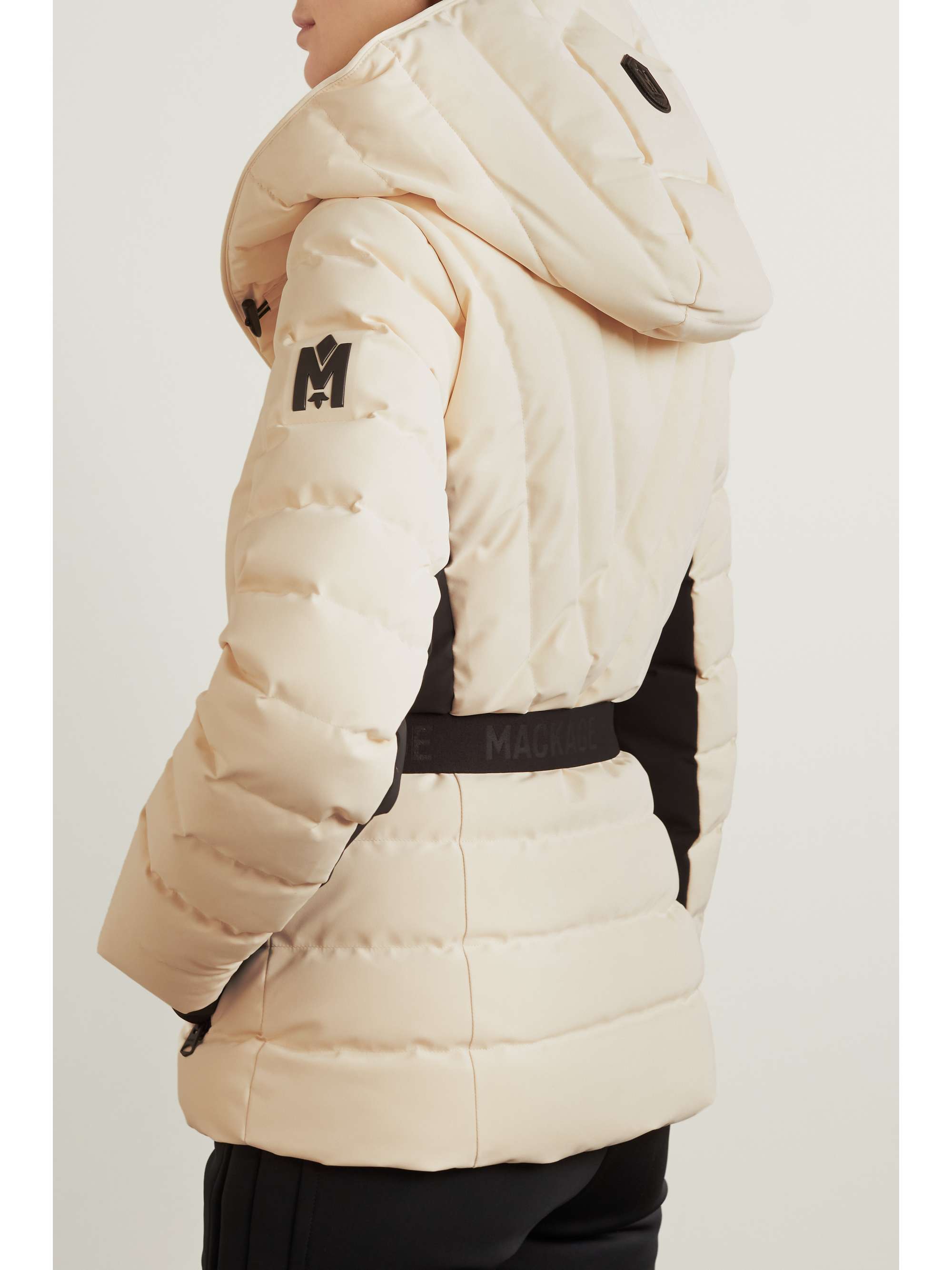 MACKAGE 