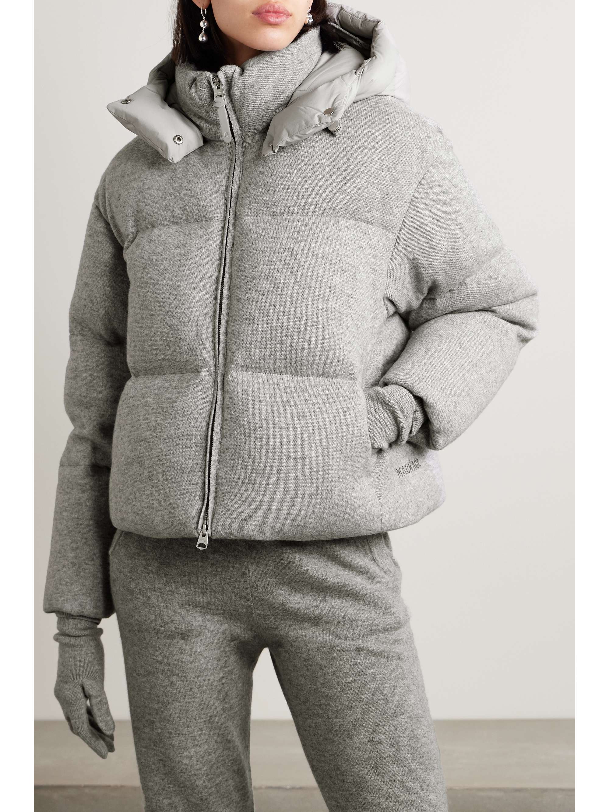 MACKAGE 