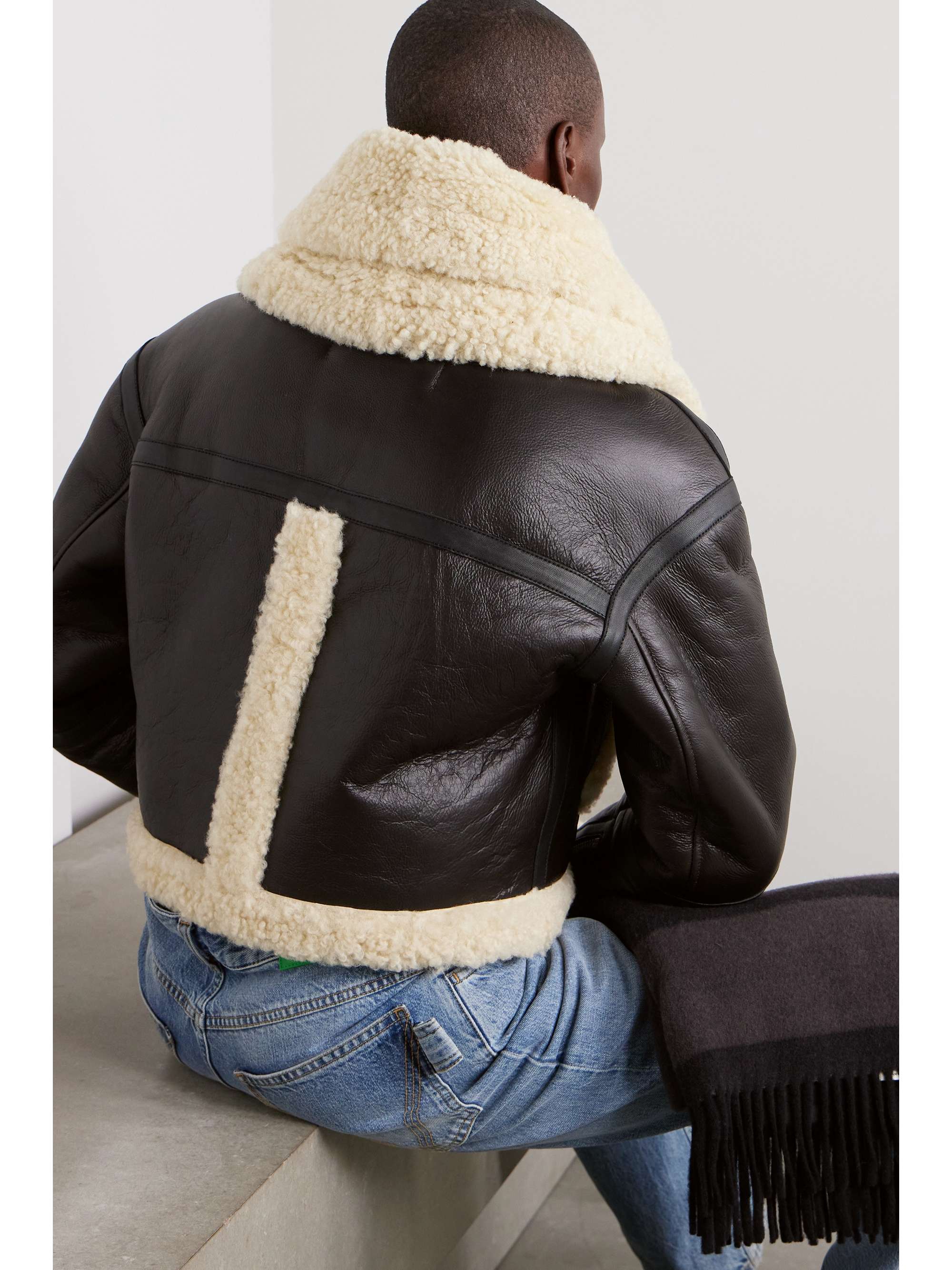 MACKAGE 