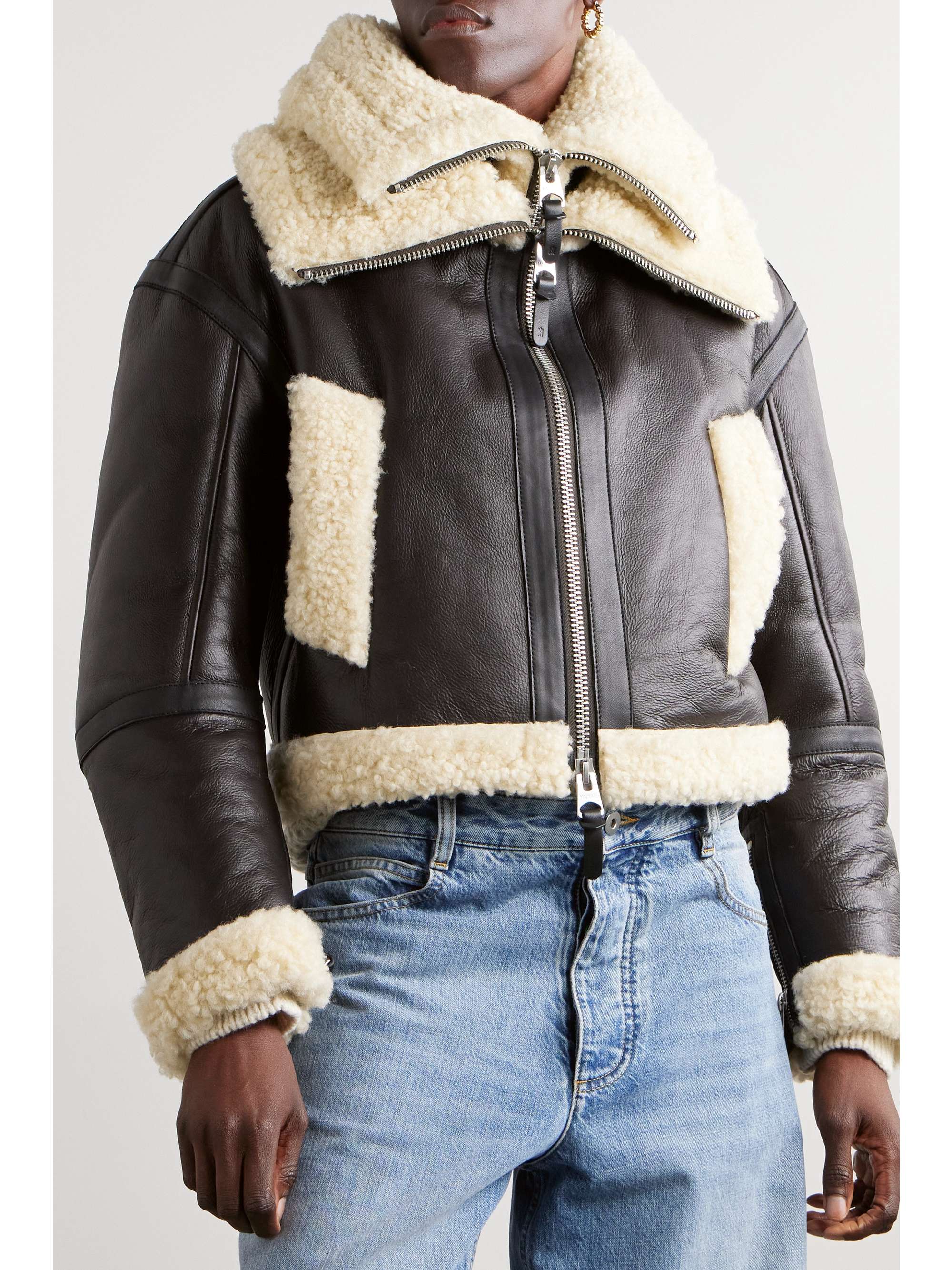 MACKAGE 