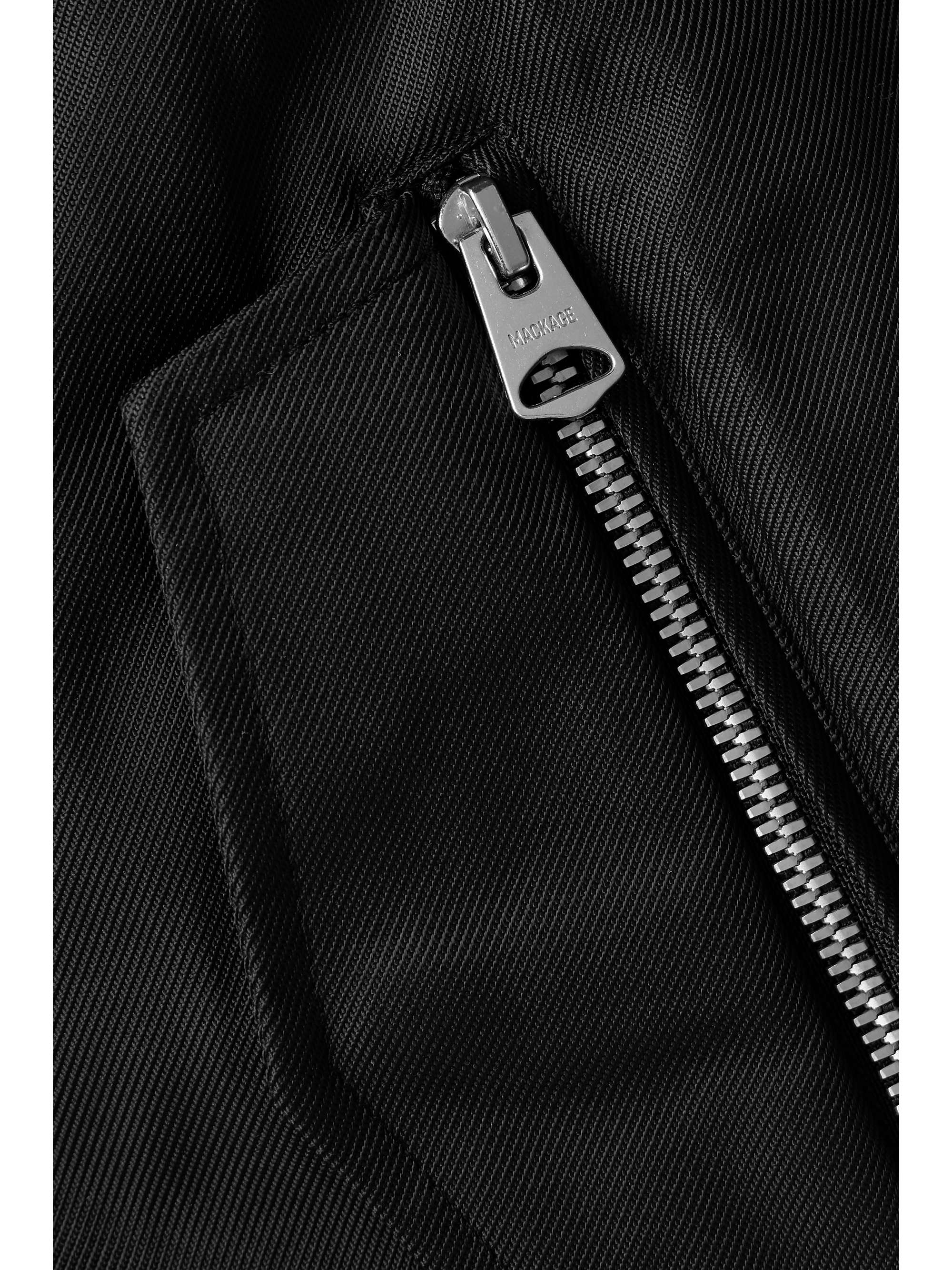 MACKAGE 
