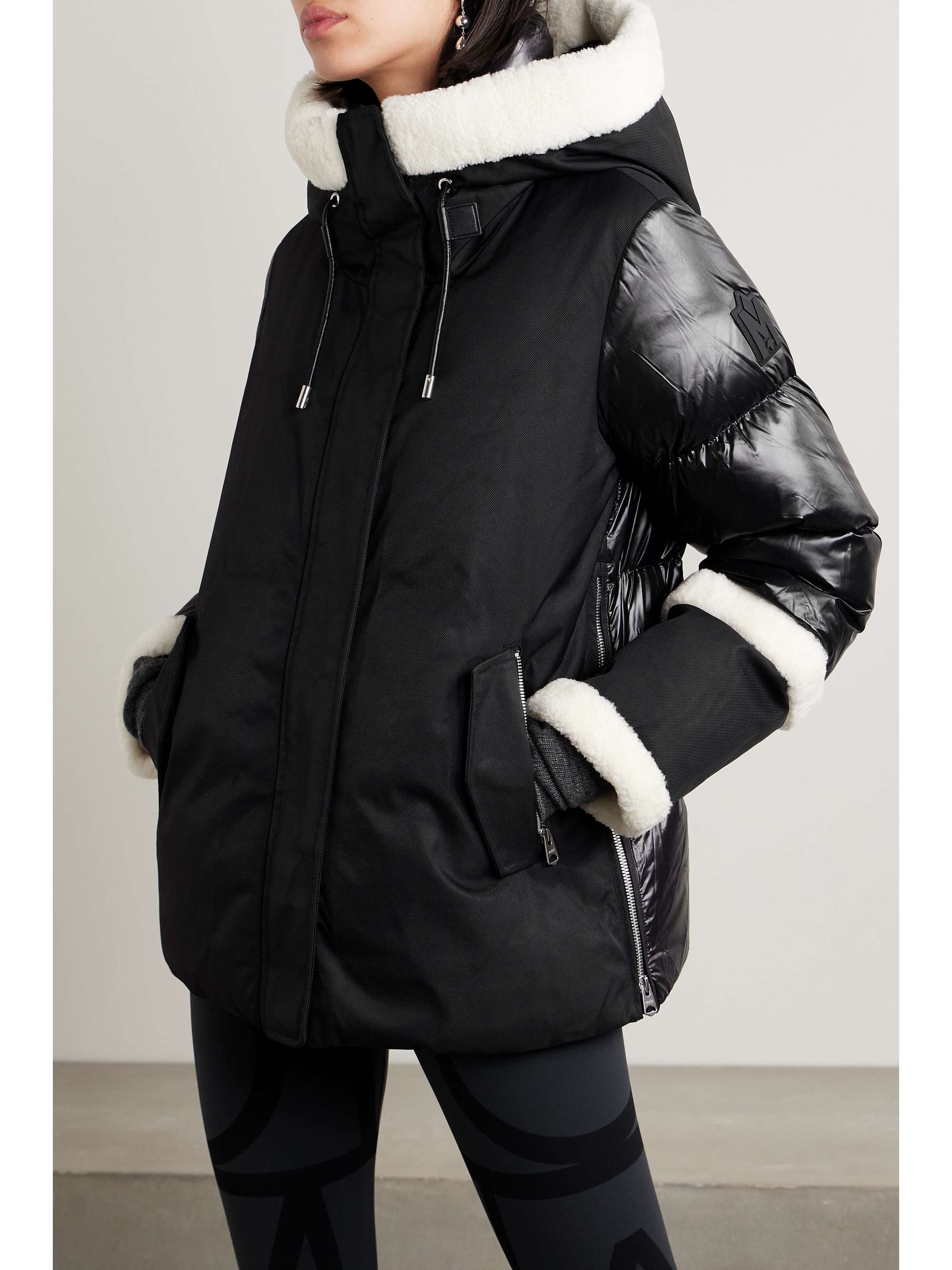 MACKAGE 
