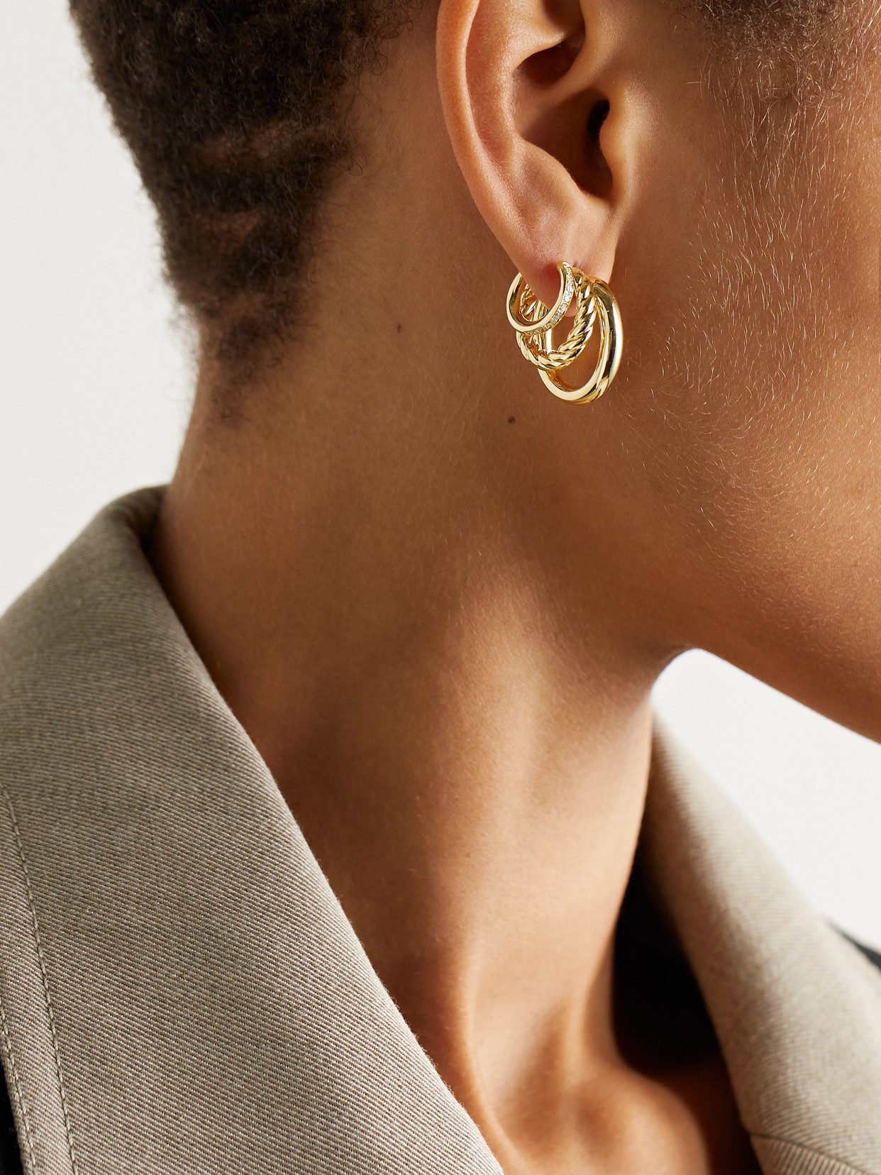 David Yurman Dy Mercer 18-karat Gold Diamond Hoop Earrings In Gold
