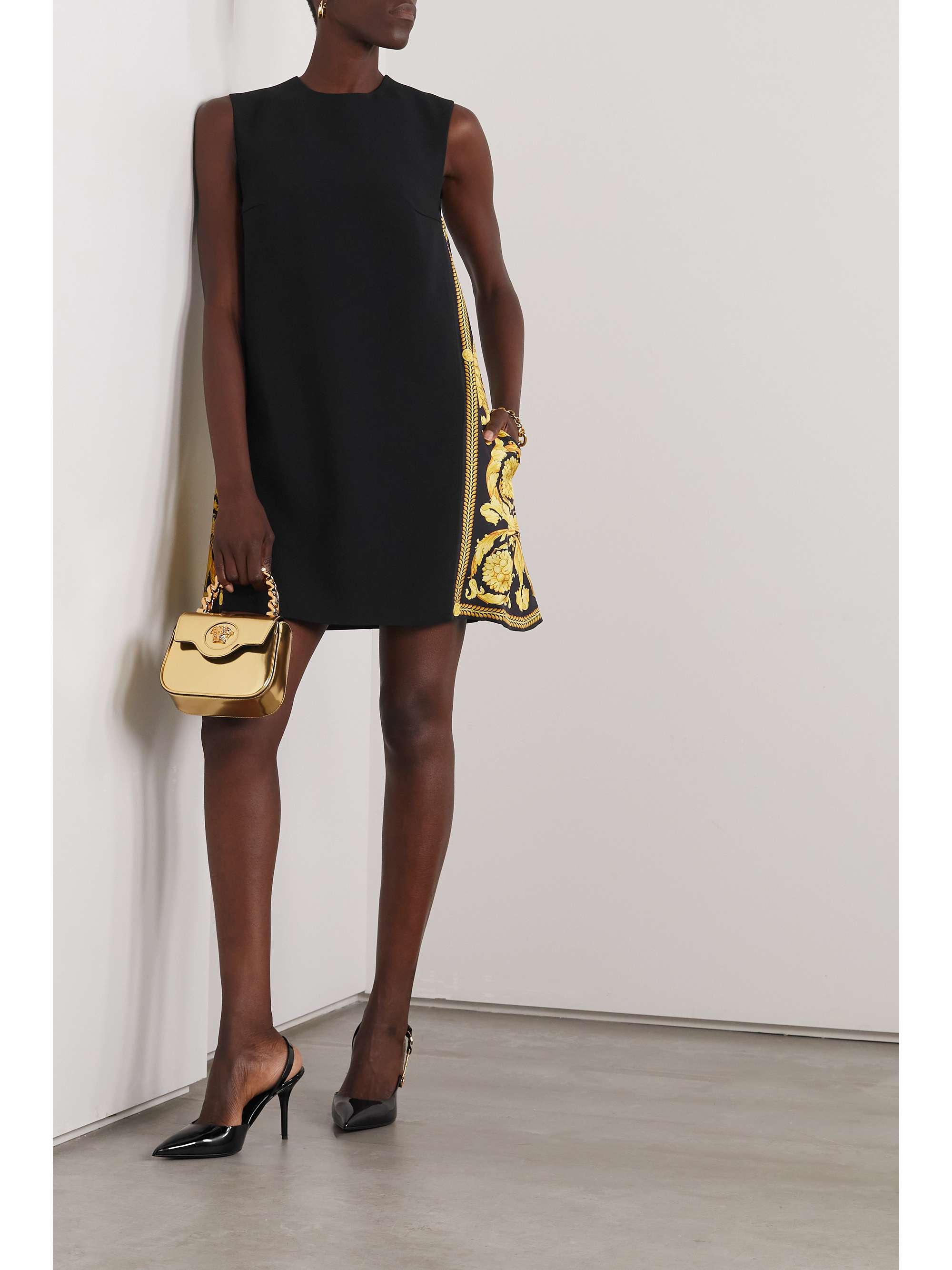 VERSACE 