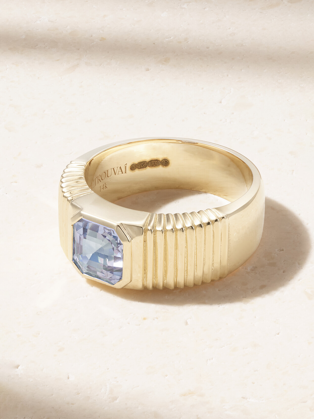 Retrouvai Pleated Band 14-karat Gold Sapphire Ring