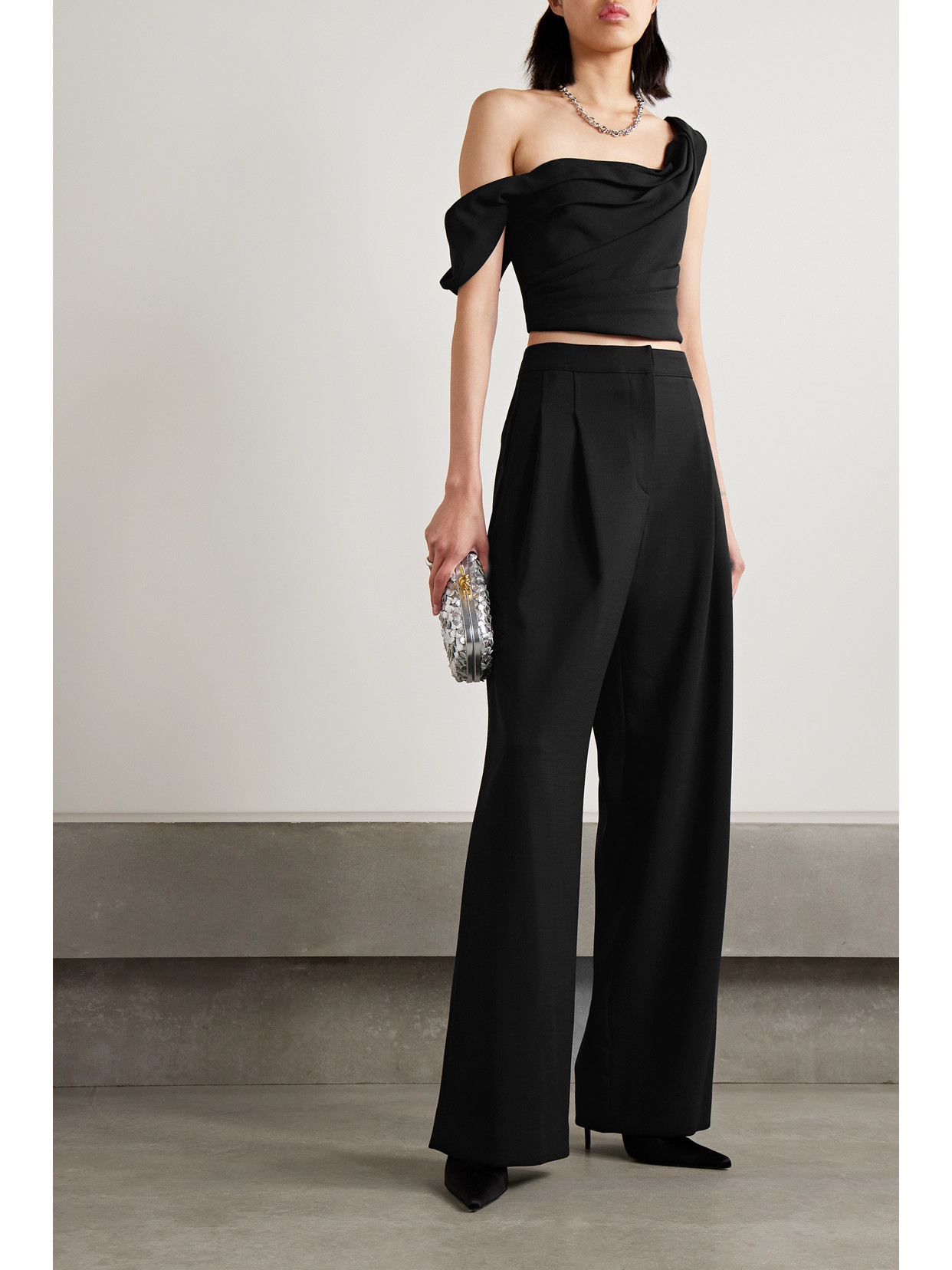 Shop Carolina Herrera Pleated Wool-blend Crepe Wide-leg Pants In Black