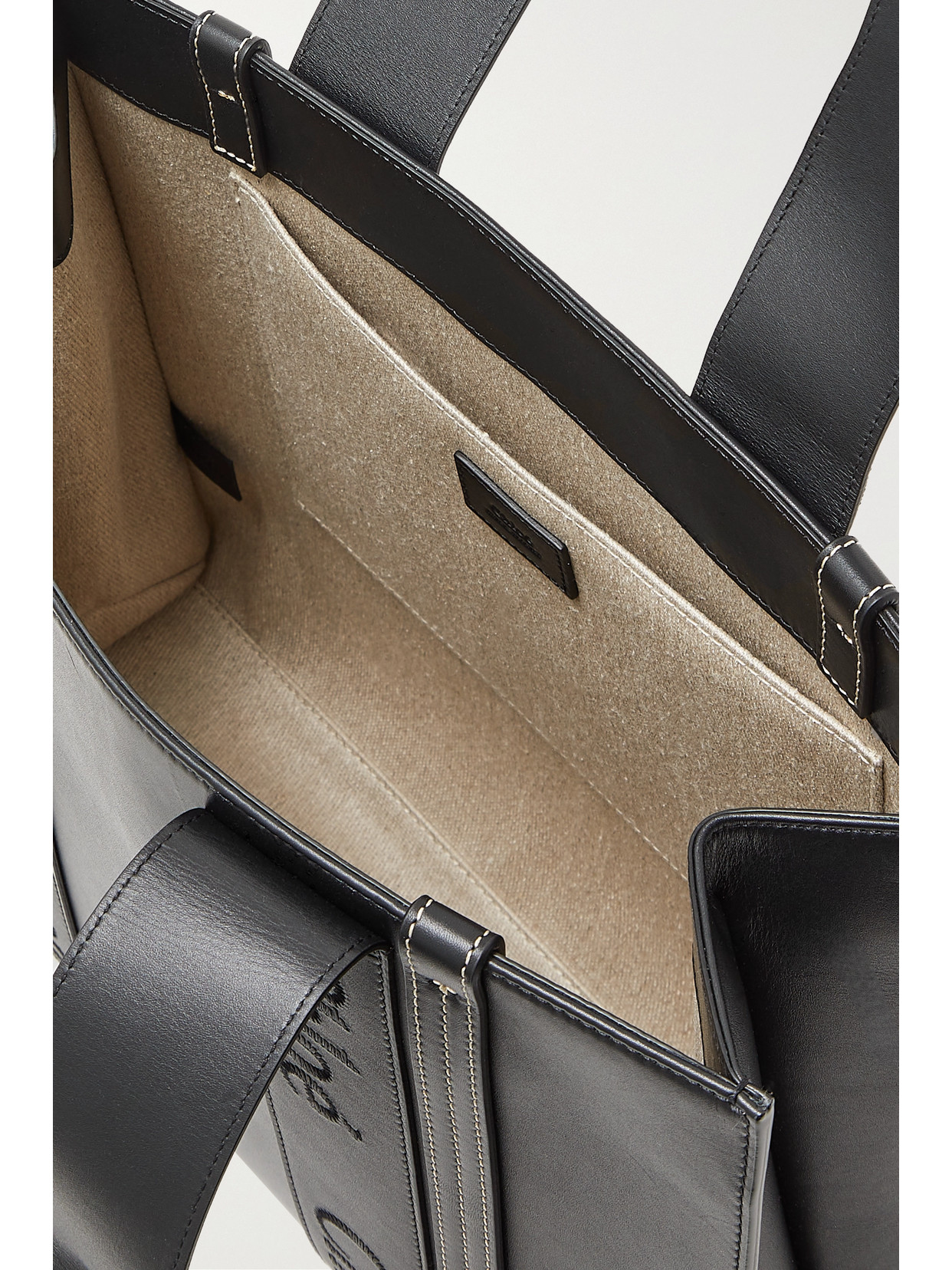 Chloé Medium Woody Tote Bag In Calf Leather In Black