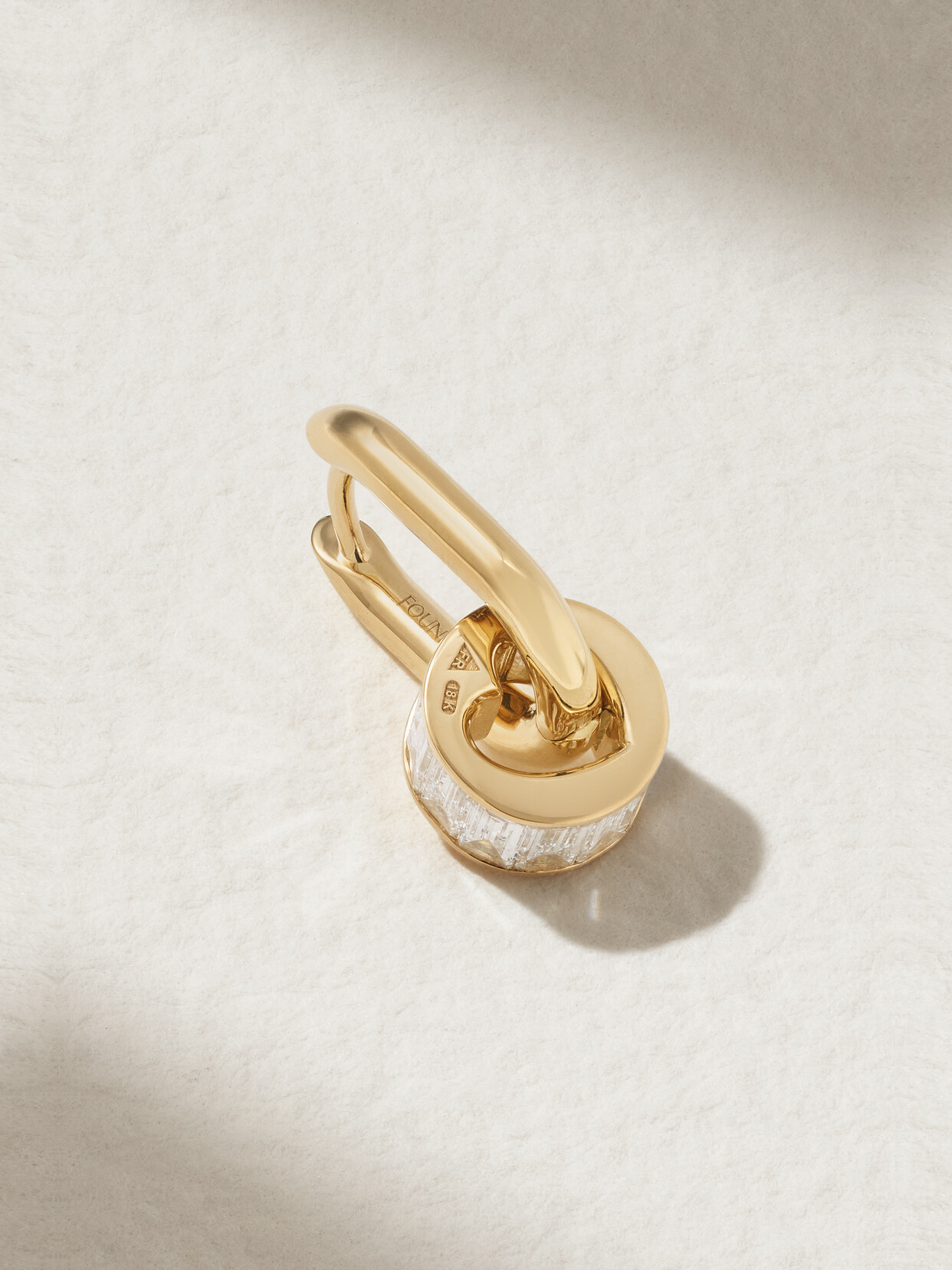 Foundrae Heart Beat Petite Chubby Fob 18-karat  Diamond Earring