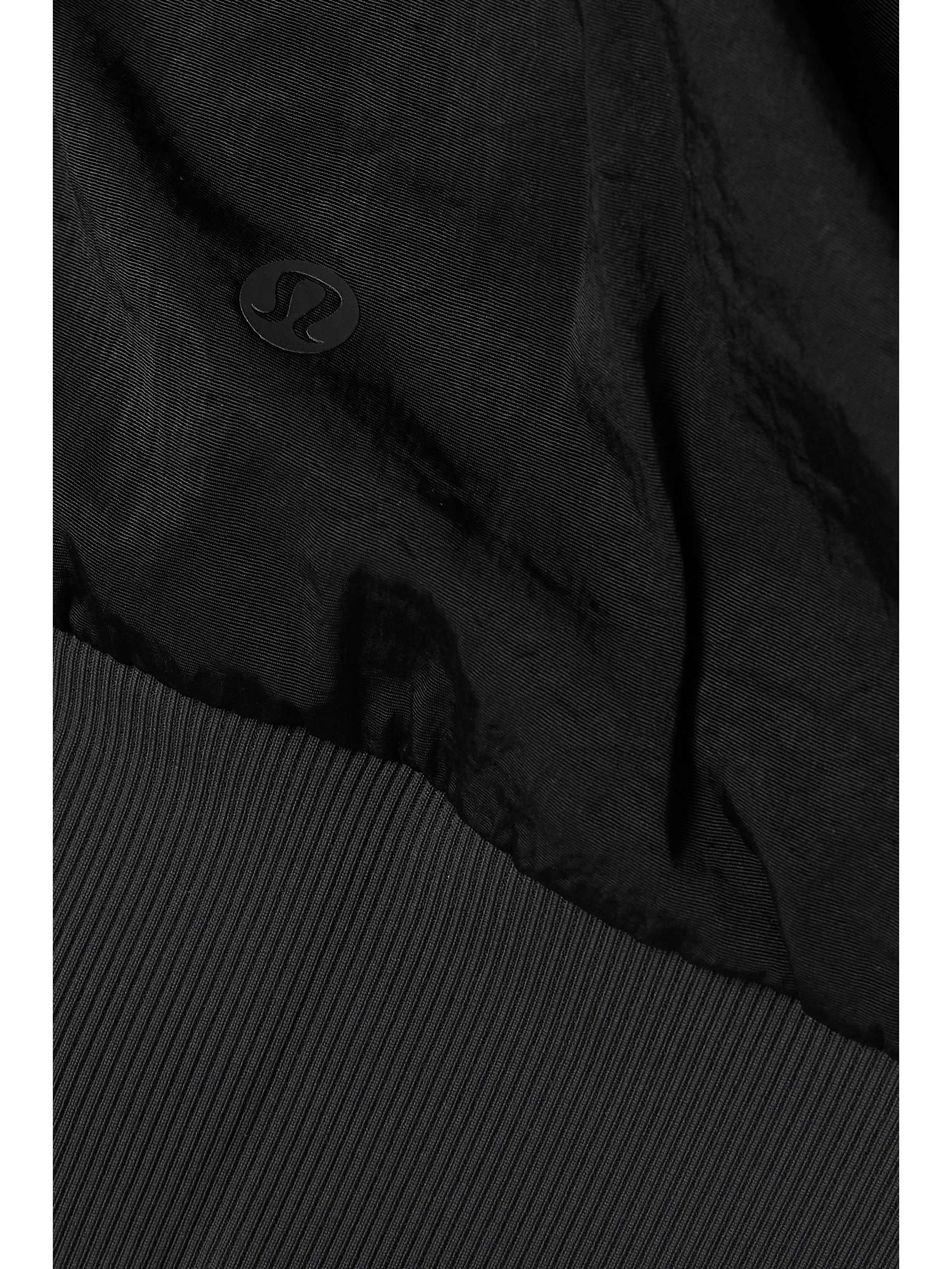 LULULEMON 