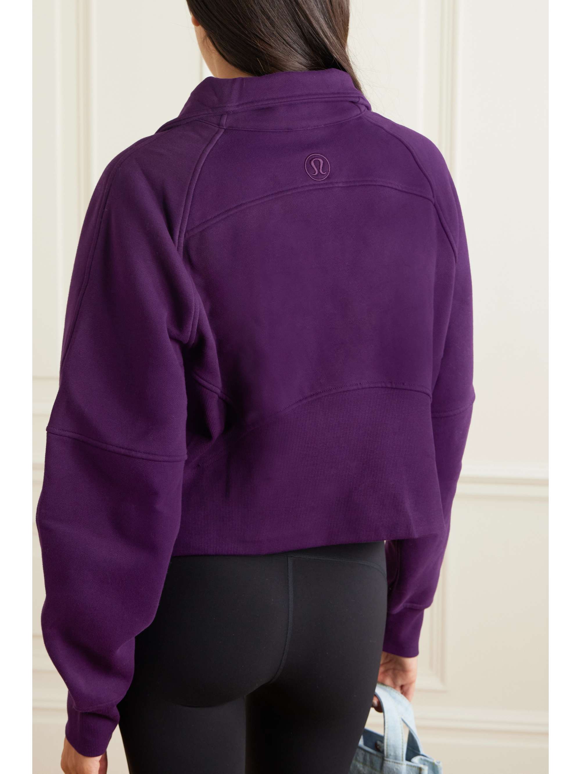 LULULEMON 