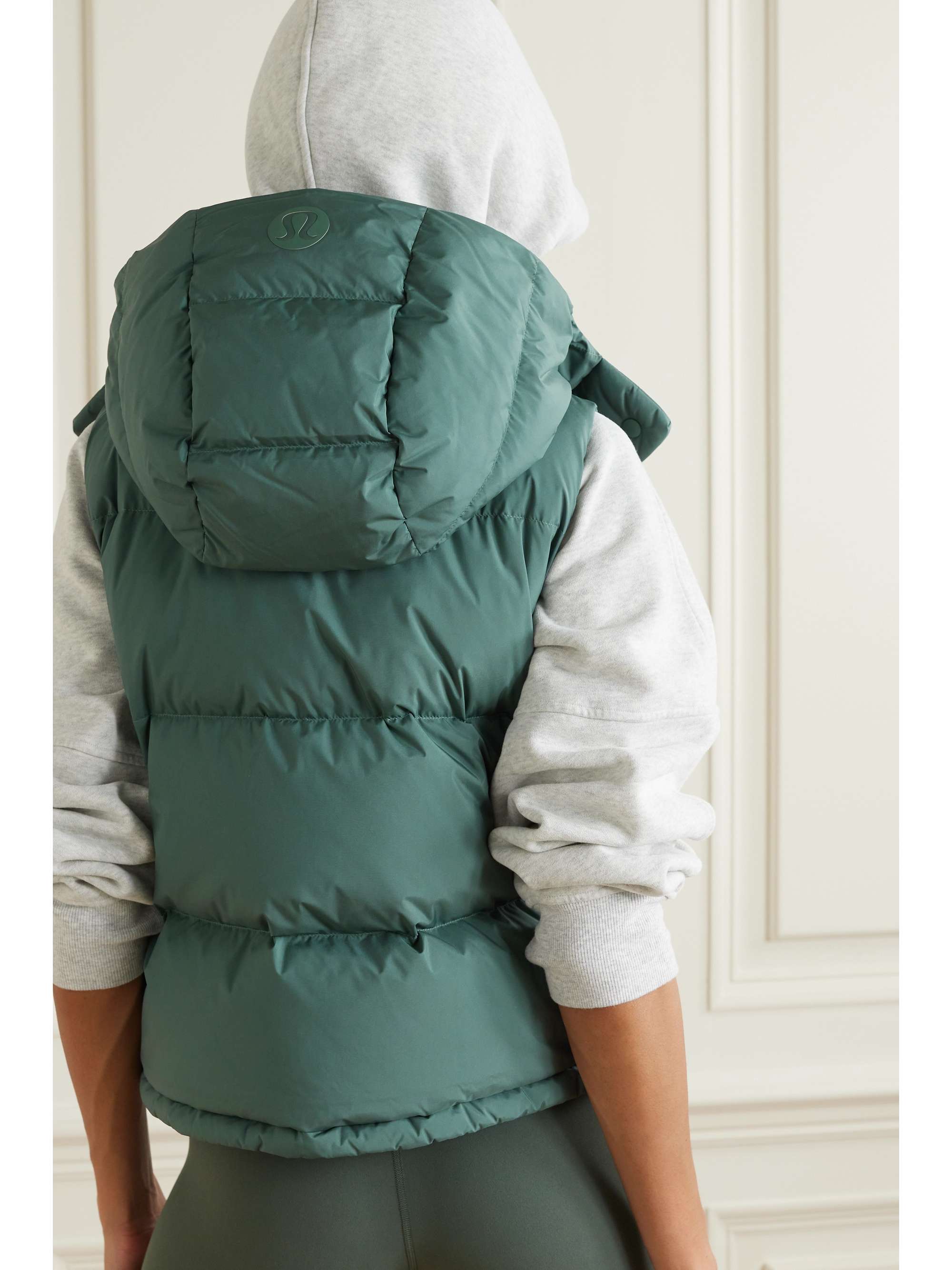 LULULEMON 