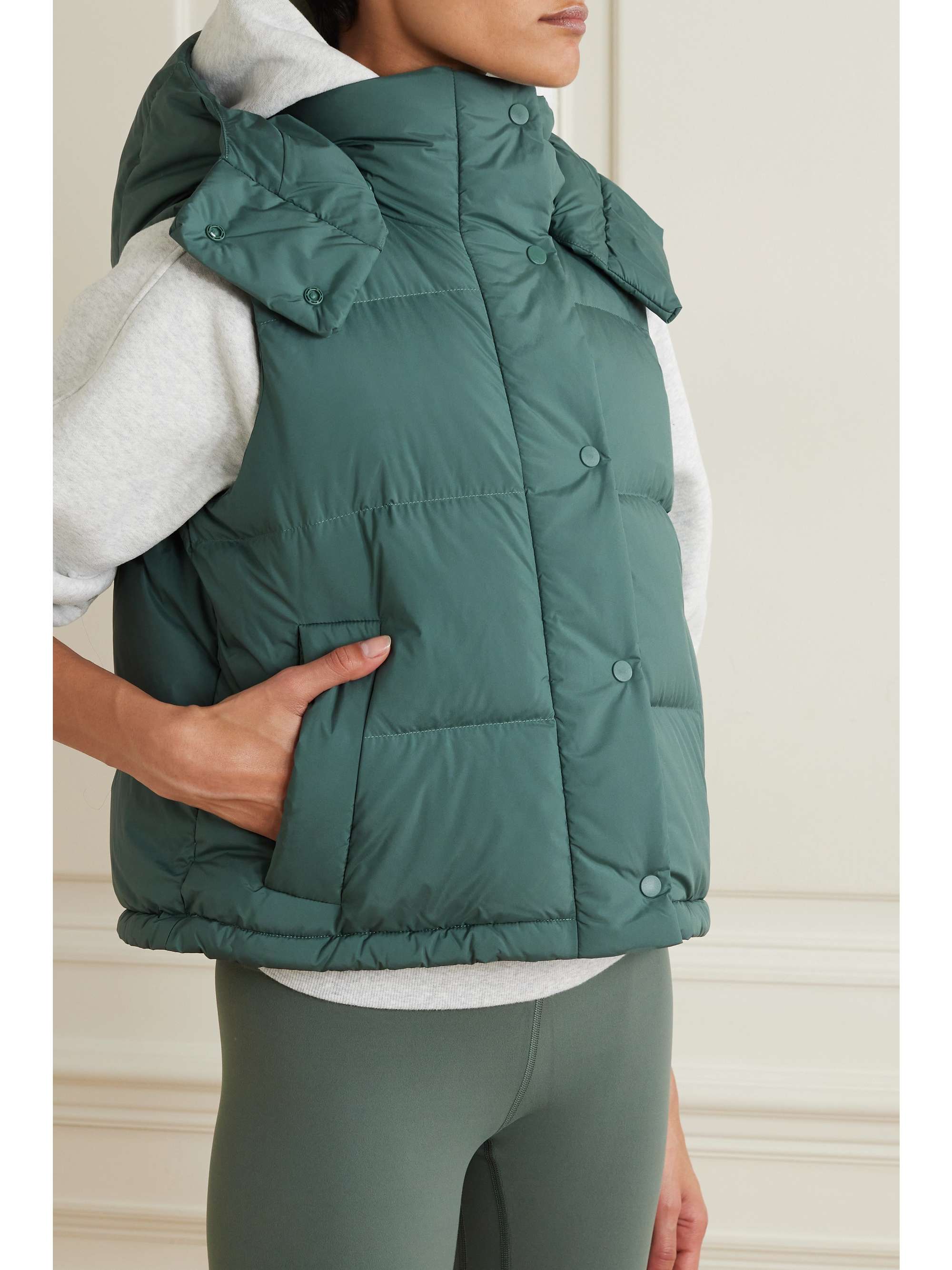 LULULEMON 