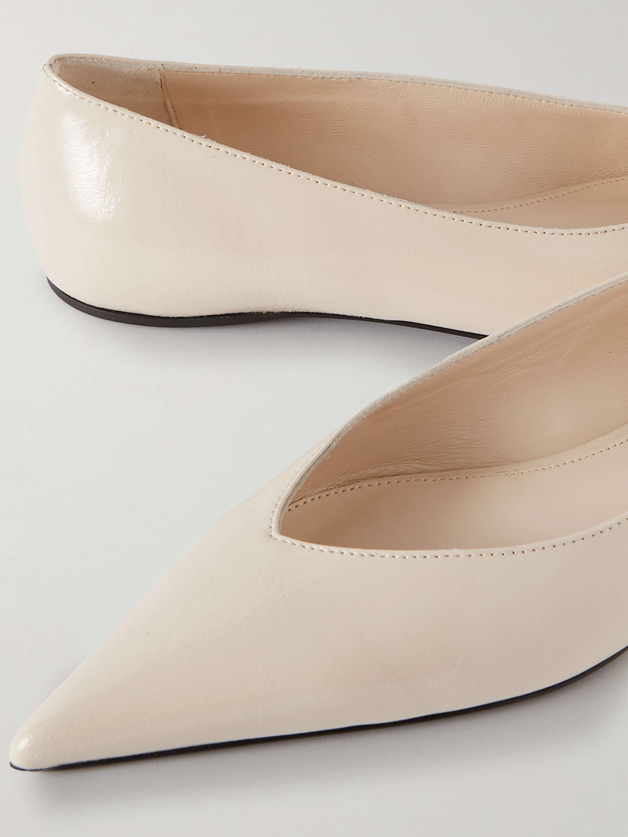 TOTEME + NET SUSTAIN The Asymmetric Ballerina leather point