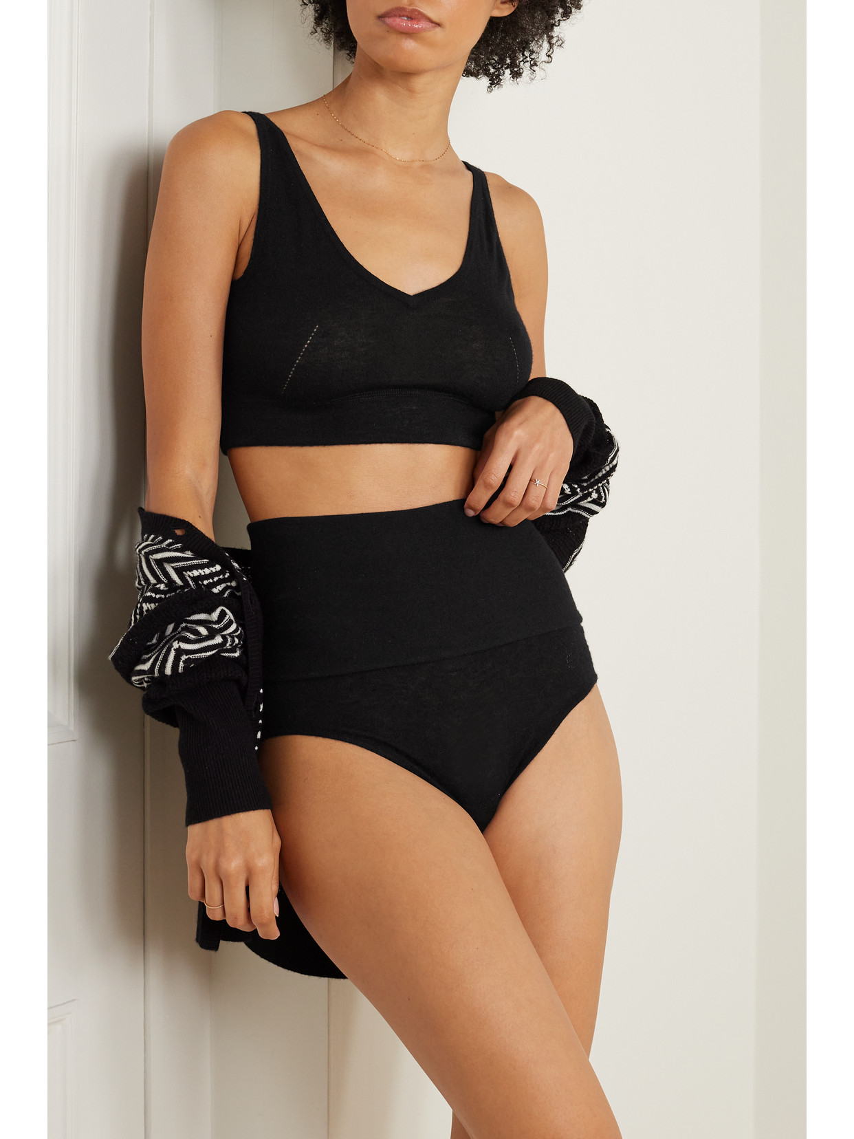 Eres Cachem Precise Cashmere Briefs In Black
