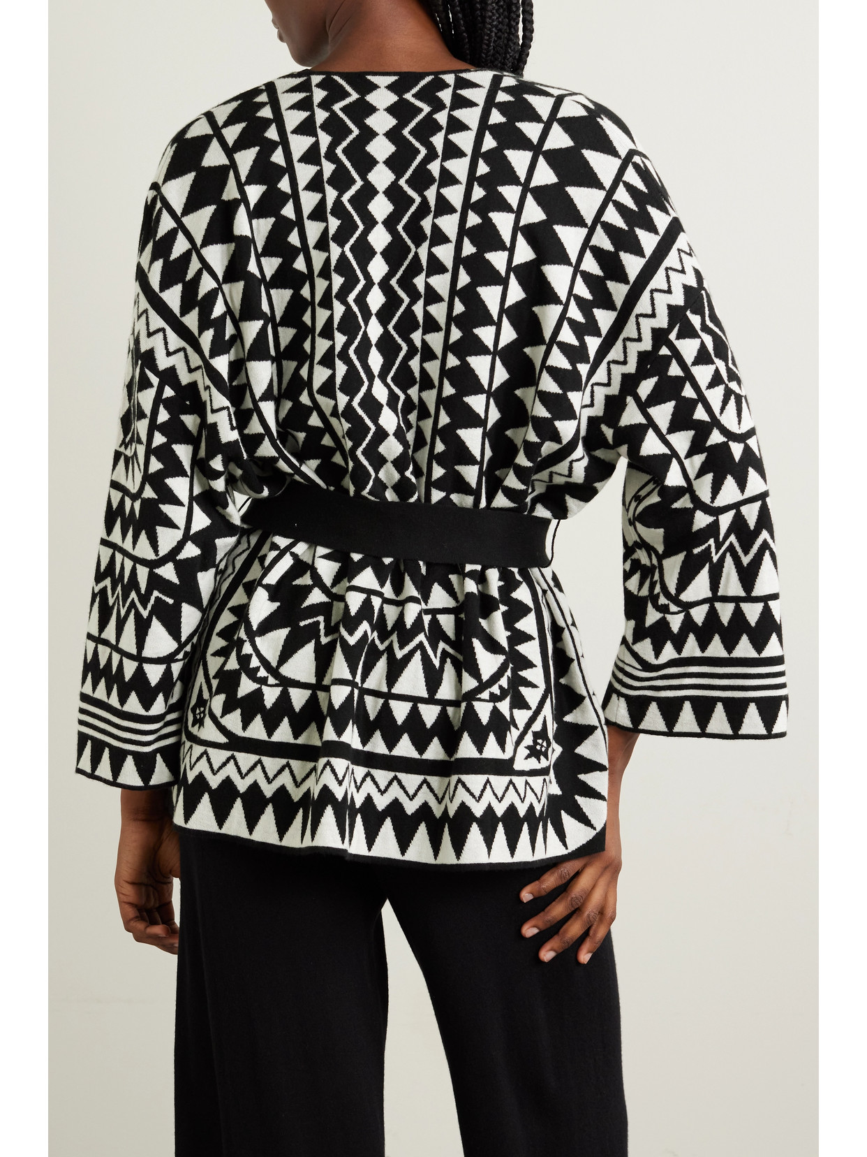 Eres Apache Geometric-jacquard Kimono In Black