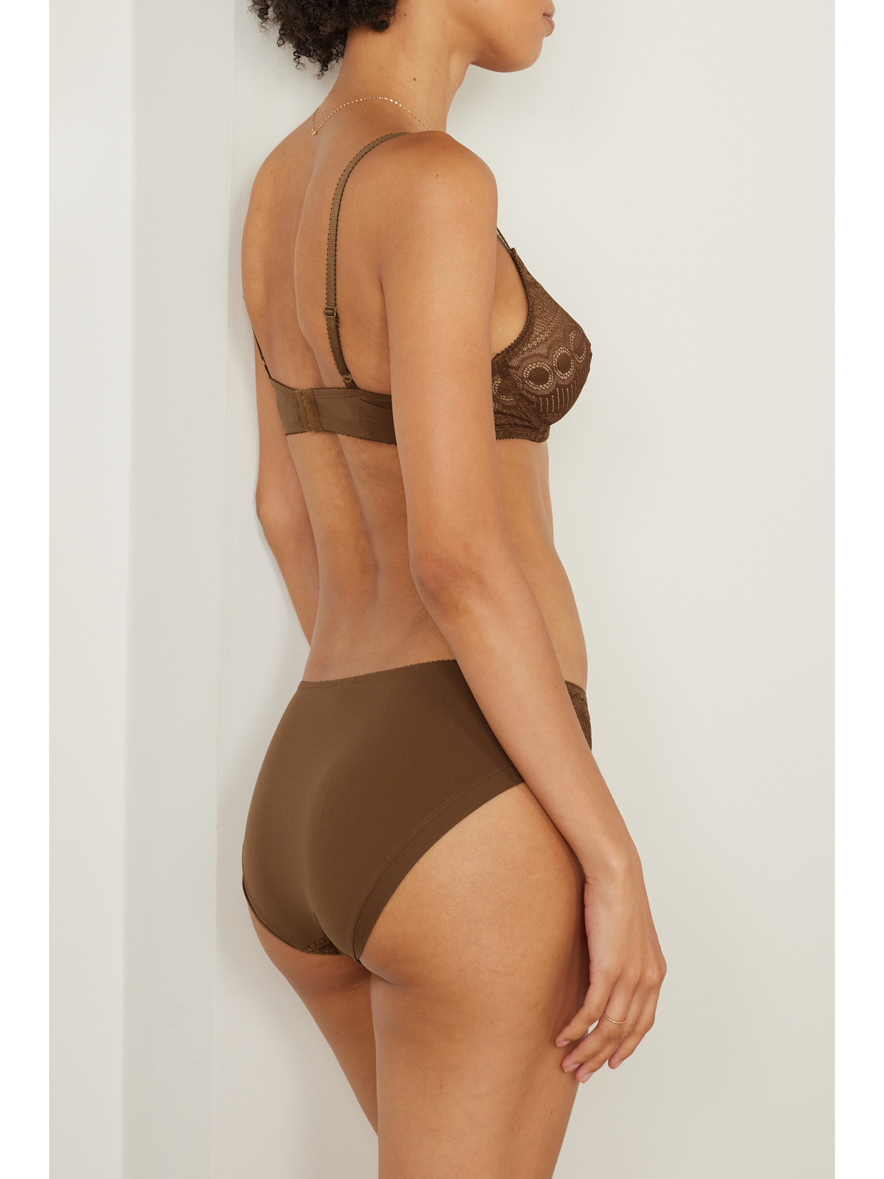 Shop Eres Flore Glycine Lace And Stretch-jersey Briefs In Brown