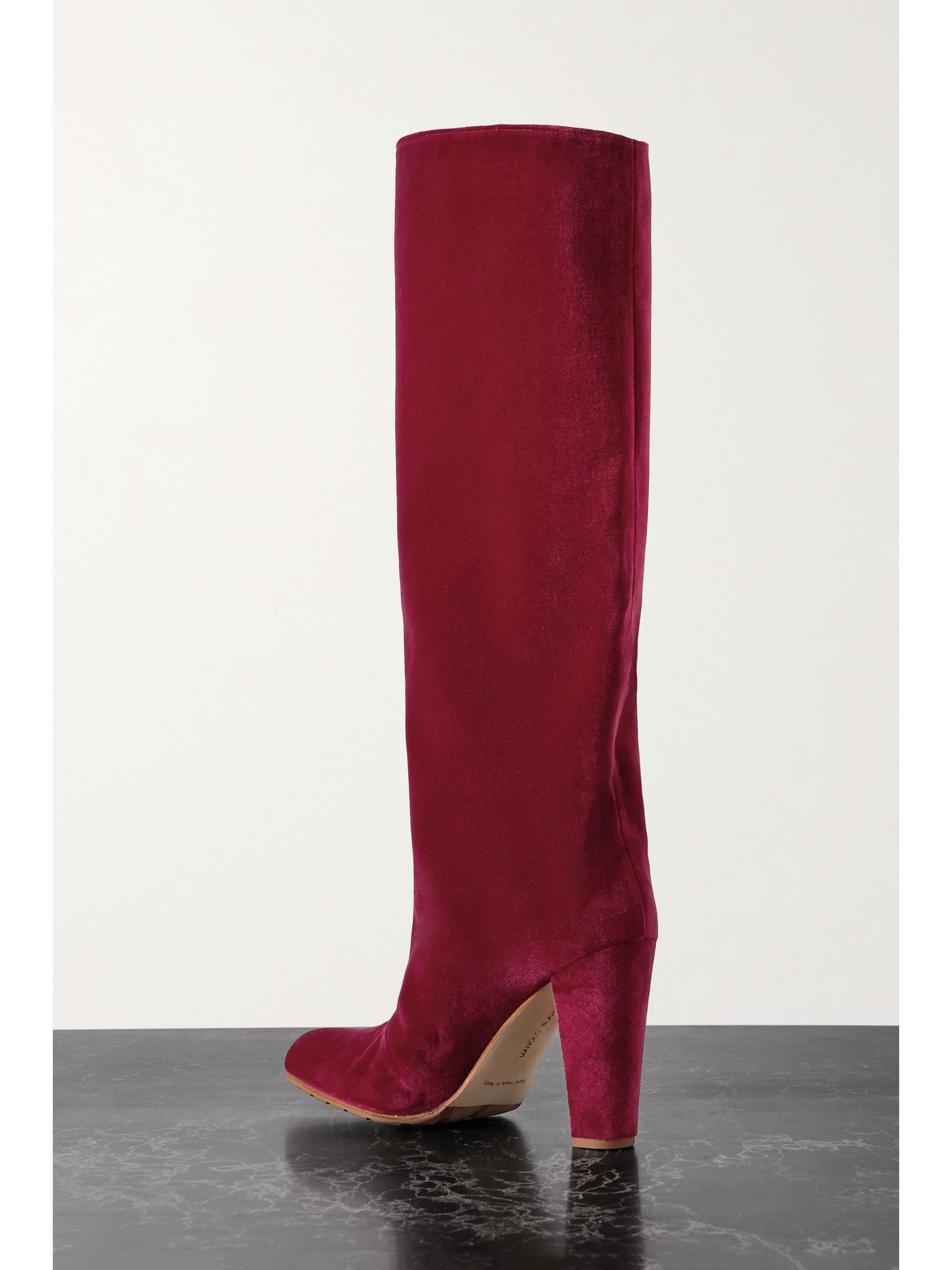 MANOLO BLAHNIK 