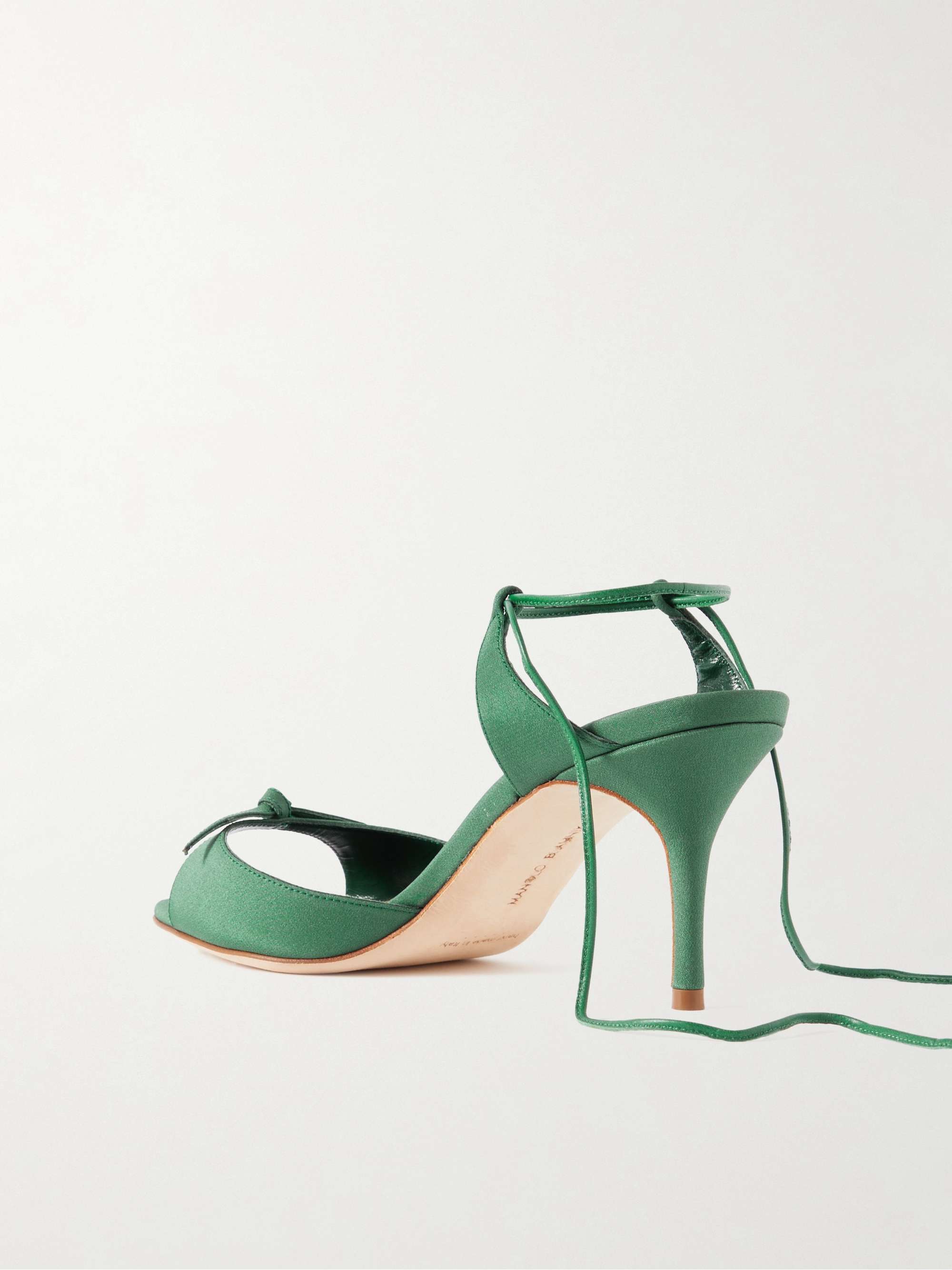MANOLO BLAHNIK 