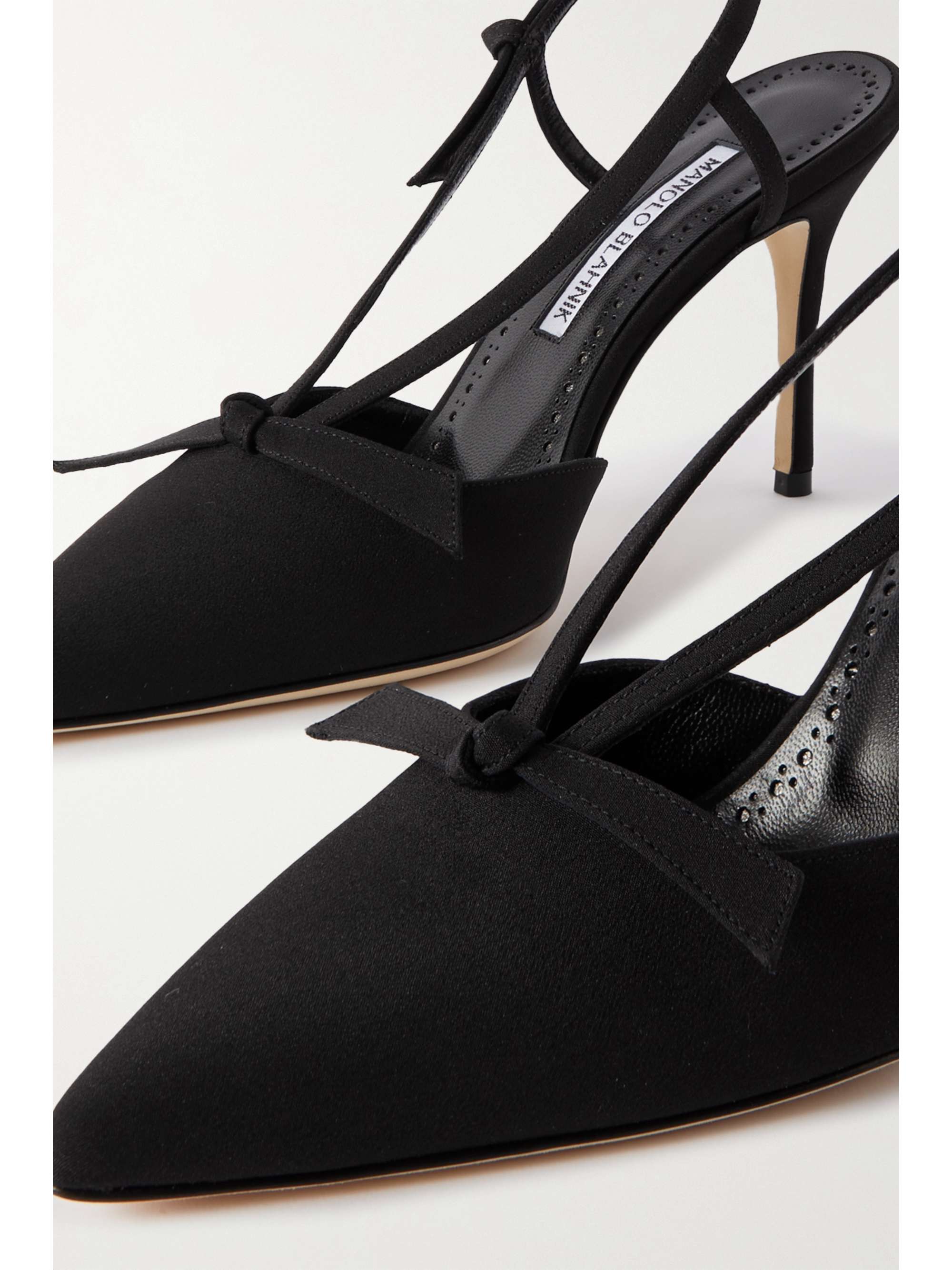 MANOLO BLAHNIK 