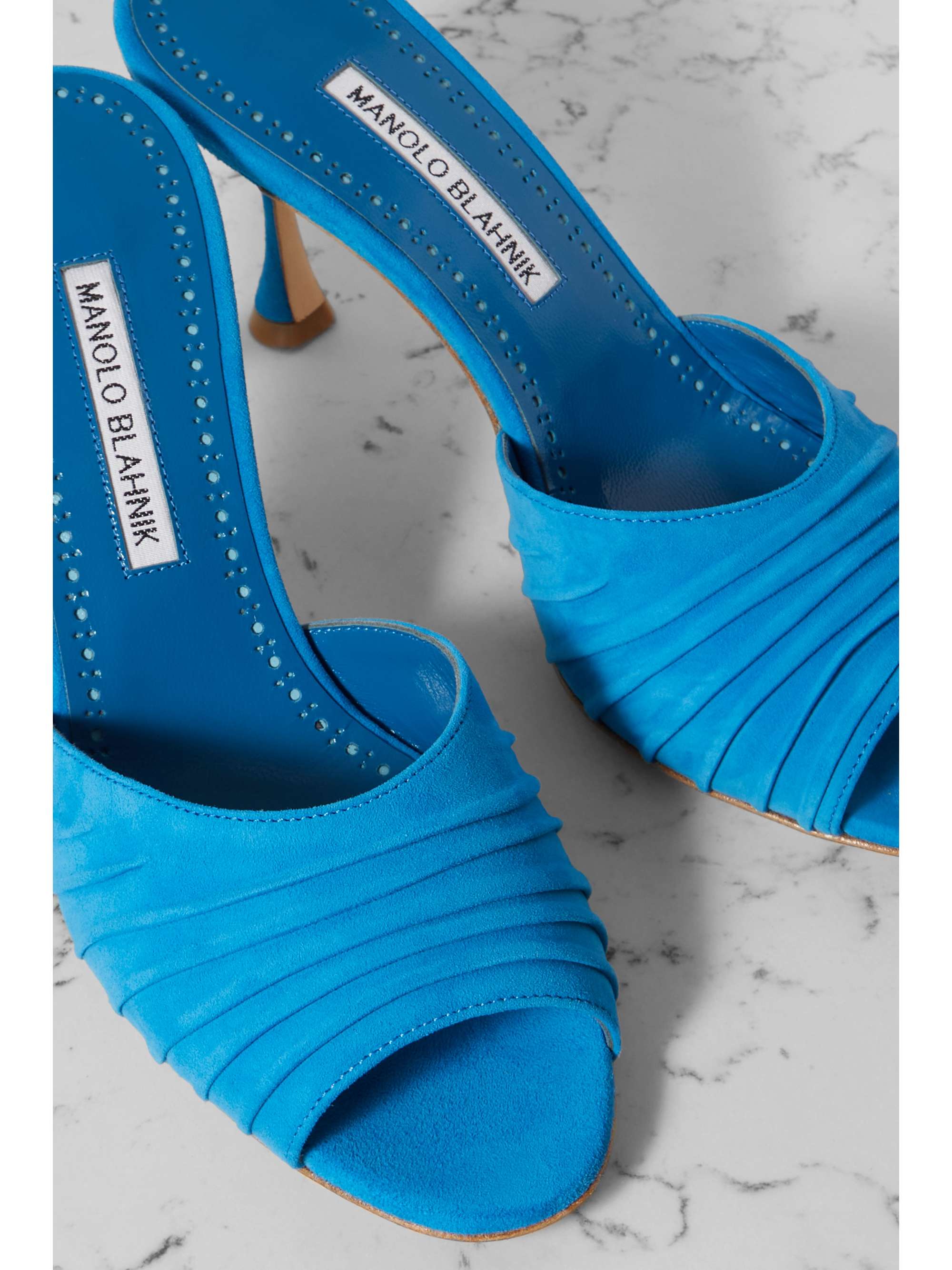 MANOLO BLAHNIK 