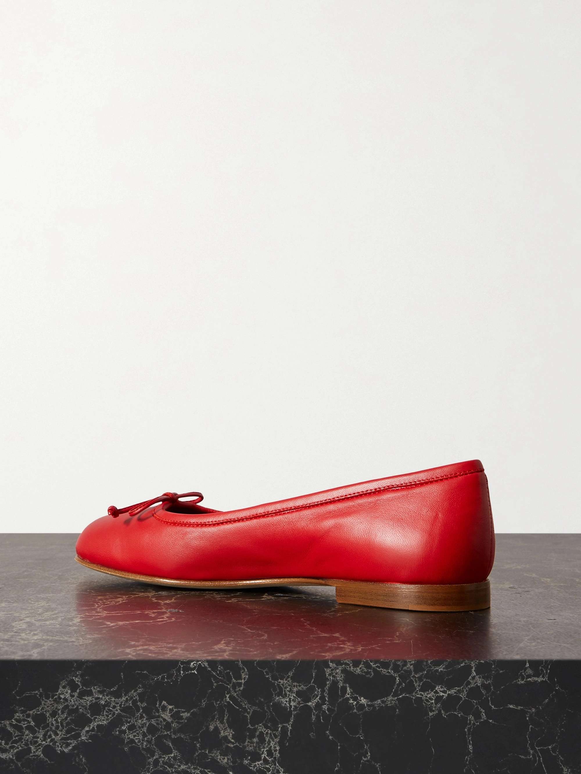 MANOLO BLAHNIK 