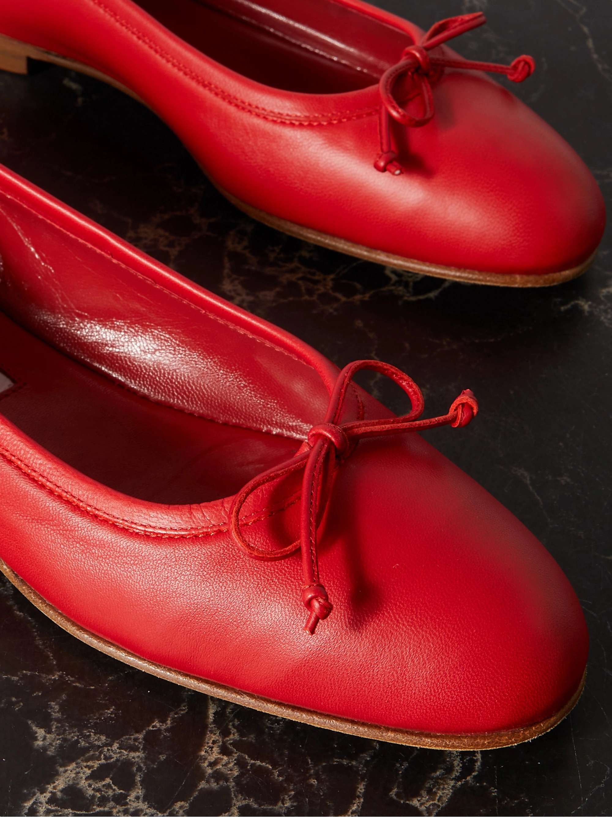 MANOLO BLAHNIK 