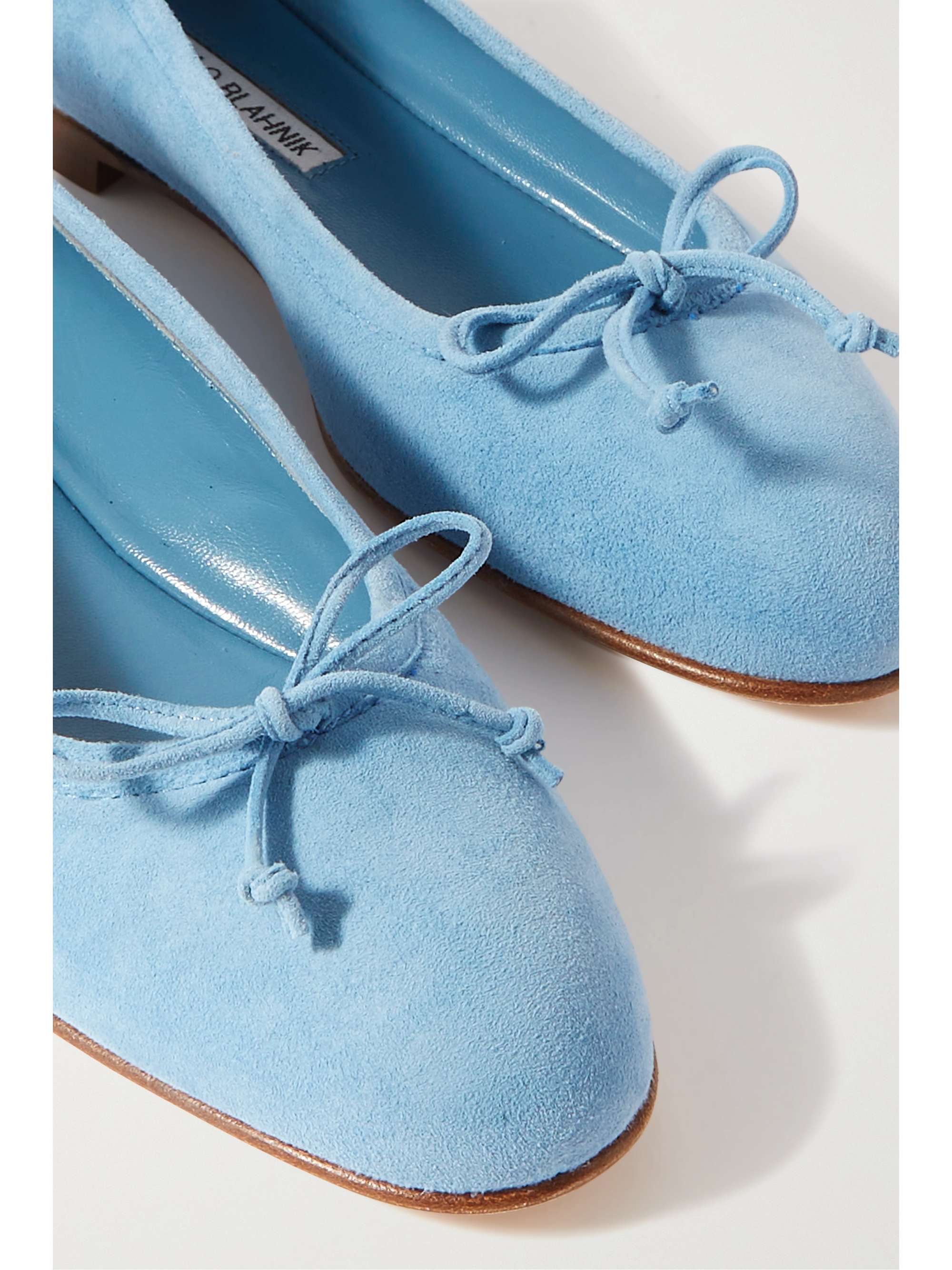 MANOLO BLAHNIK 