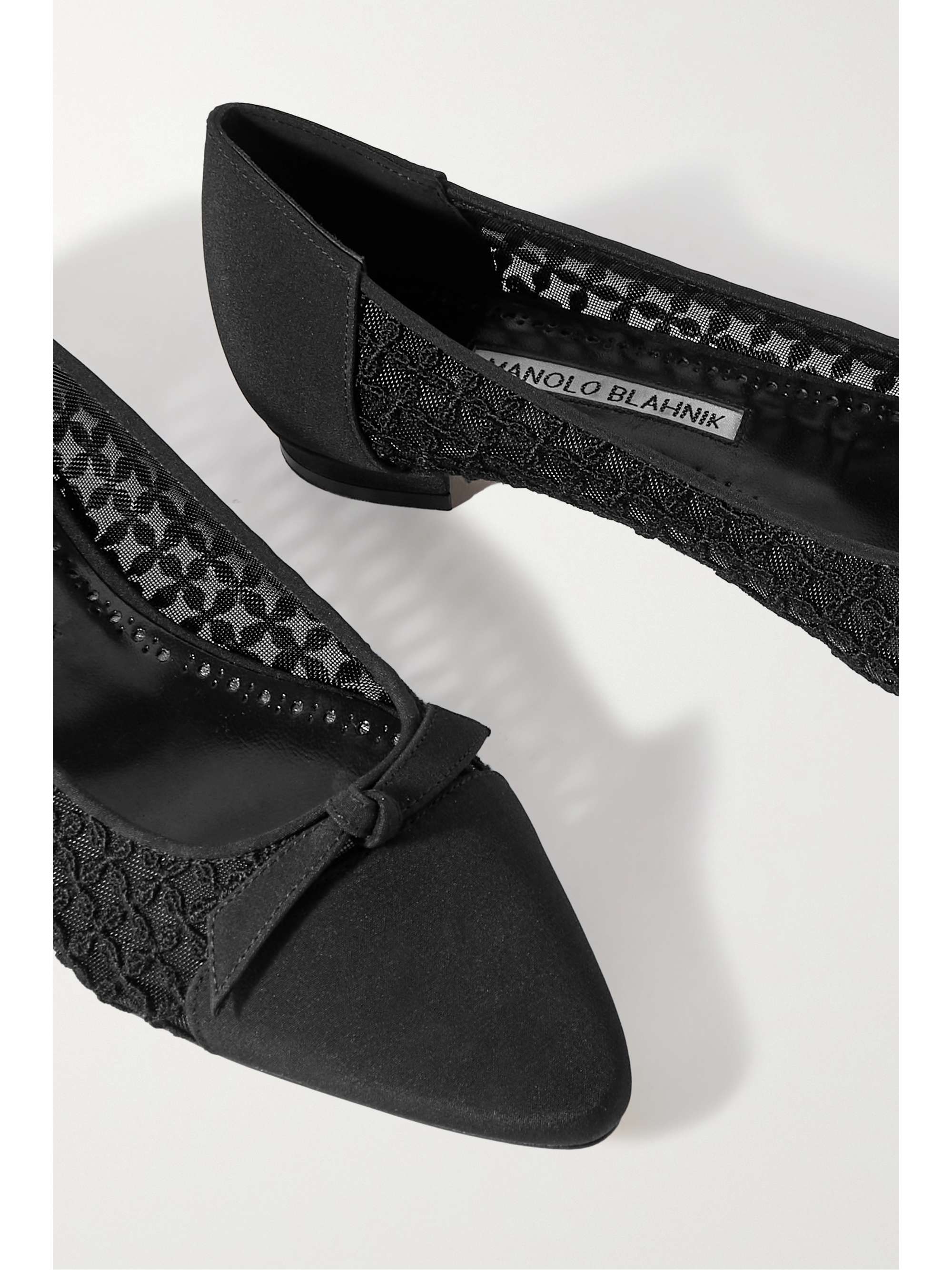 MANOLO BLAHNIK 