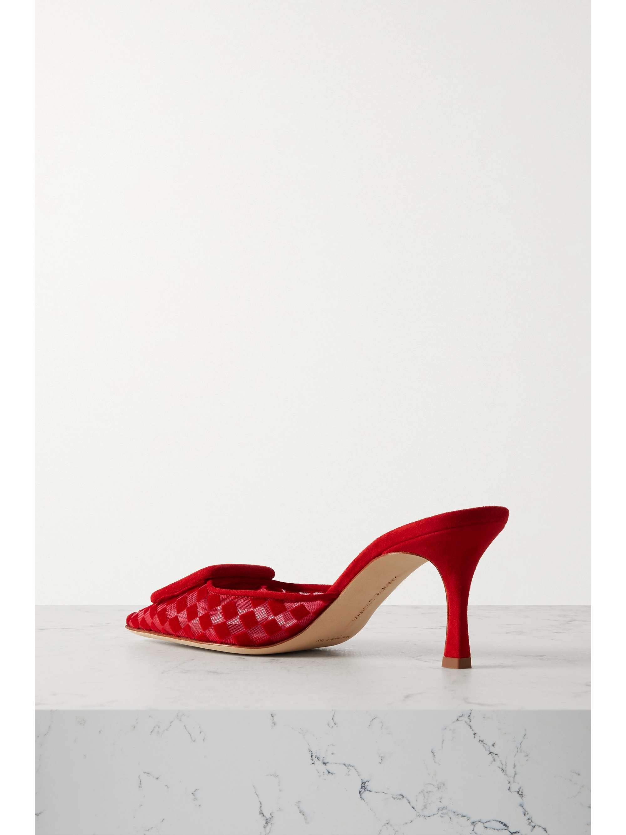 MANOLO BLAHNIK 