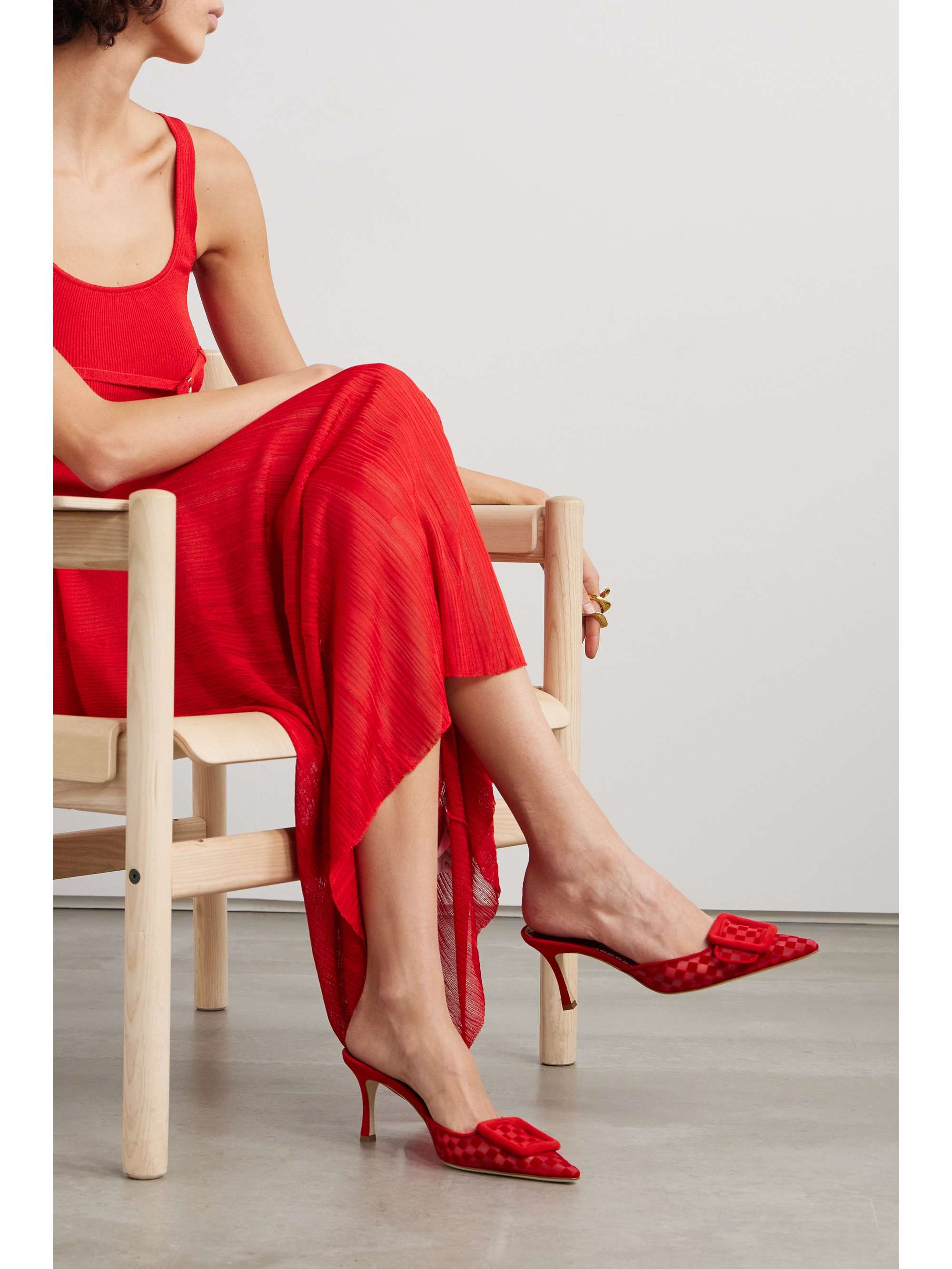 MANOLO BLAHNIK 
