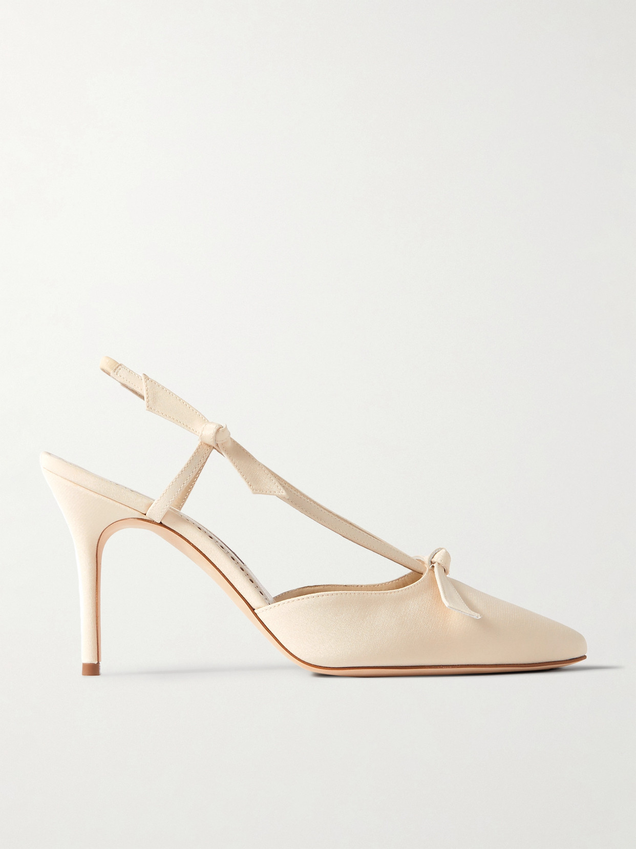 Manolo Blahnik - Corintia 90 Bow-embellished Silk Crepe De Chine Slingback Pumps - Cream