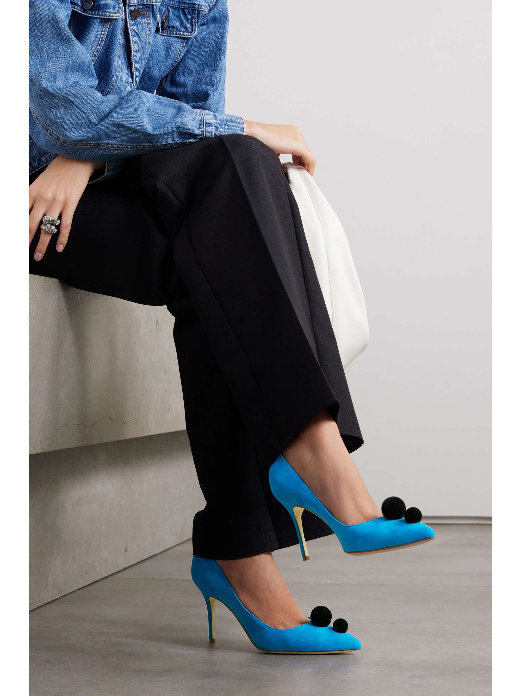 MANOLO BLAHNIK 