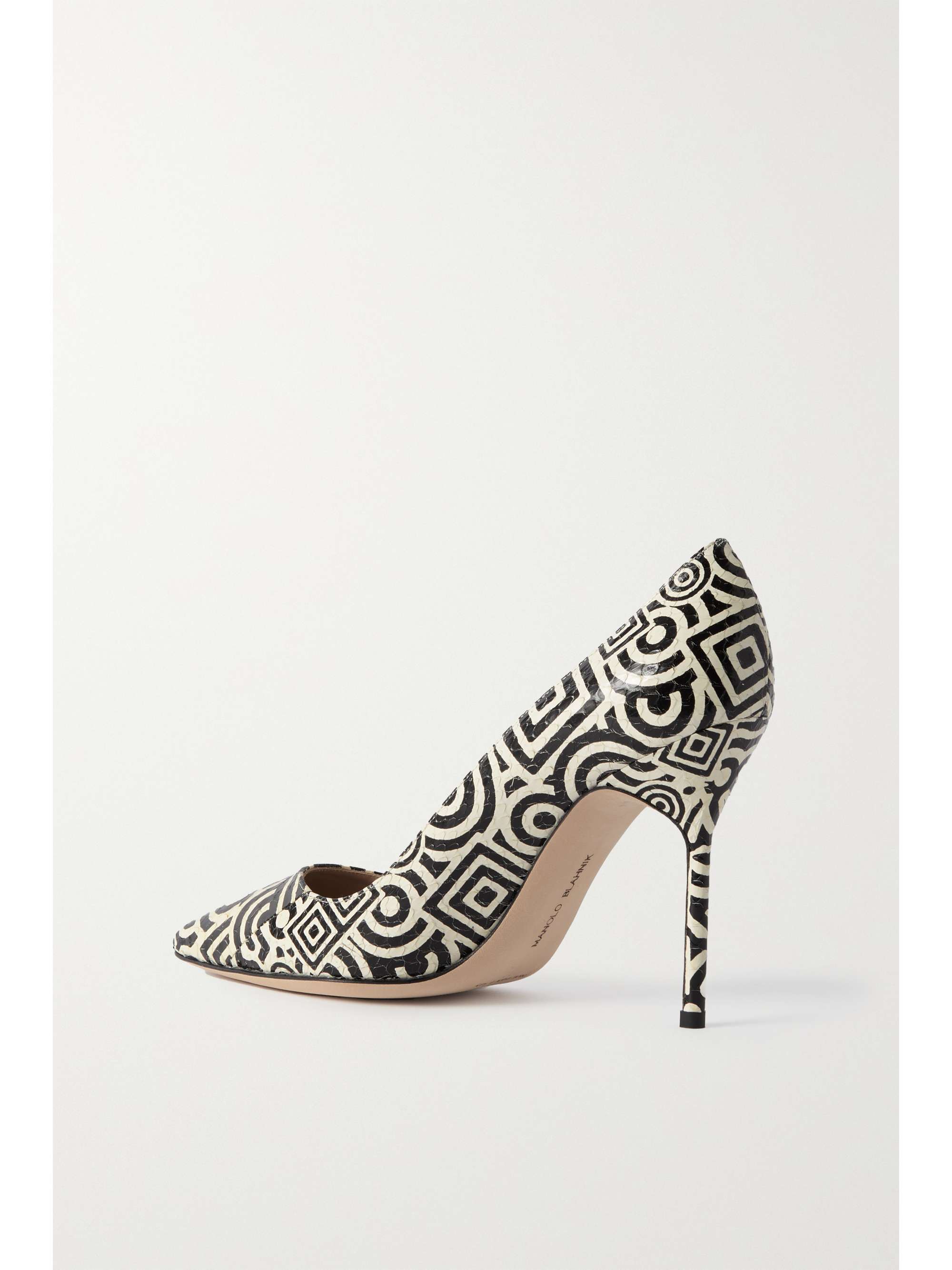 MANOLO BLAHNIK 