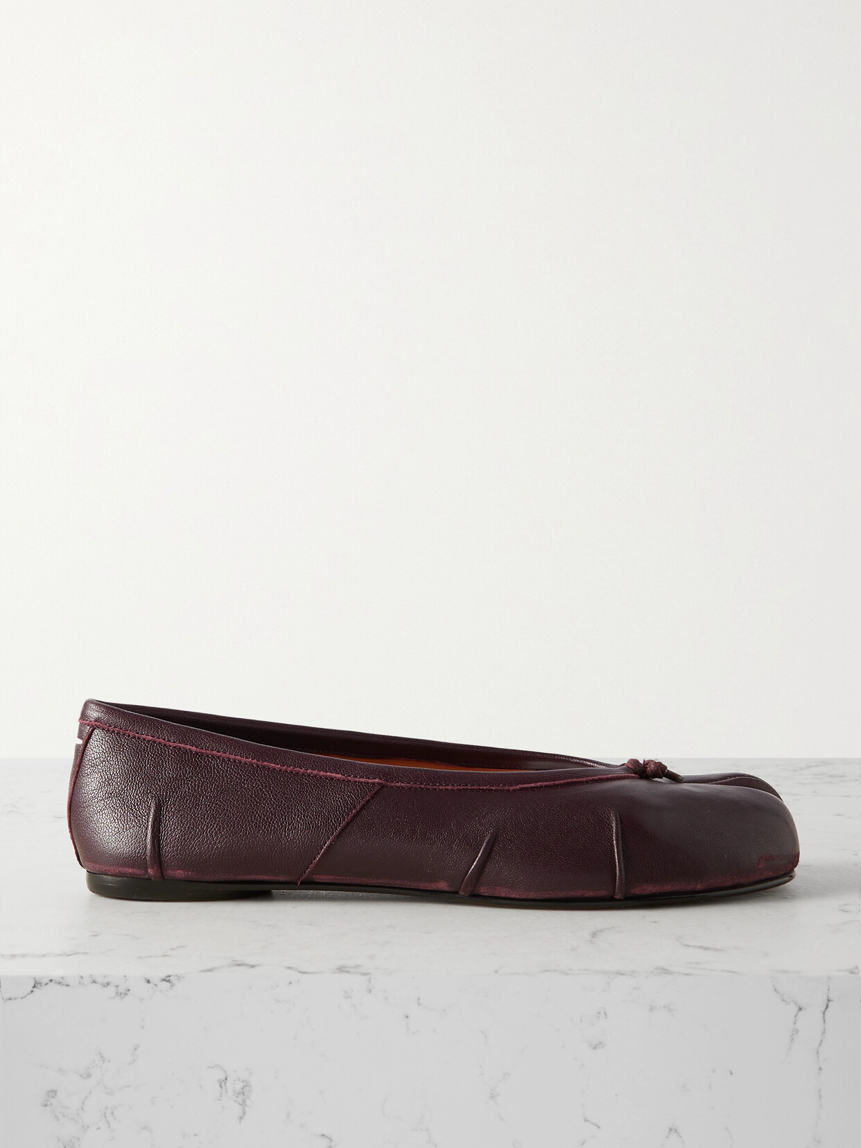 Maison Margiela Tabi Split-toe Leather Ballet Flats In Burgundy