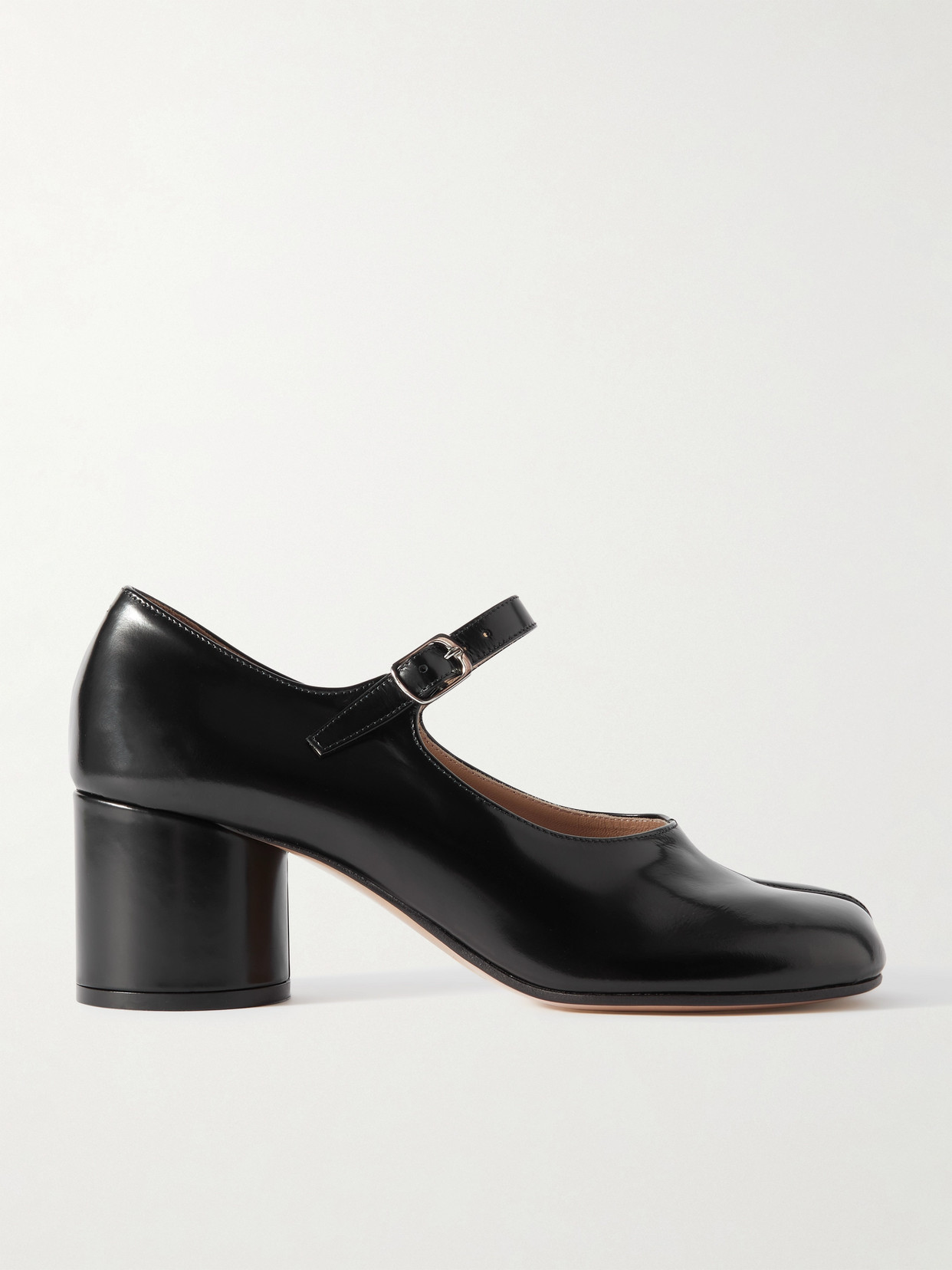 Shop Maison Margiela Tabi Split-toe Glossed-leather Mary Jane Pumps In Black