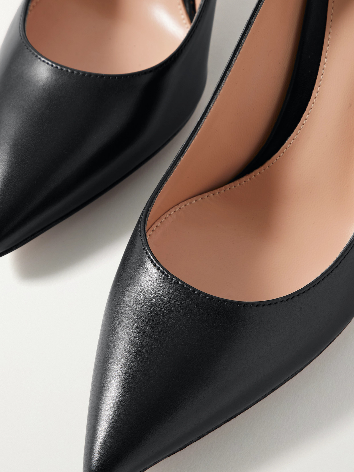 Gianvito Rossi Gianvito 85 Vitello Leather Point-toe Pumps In Black